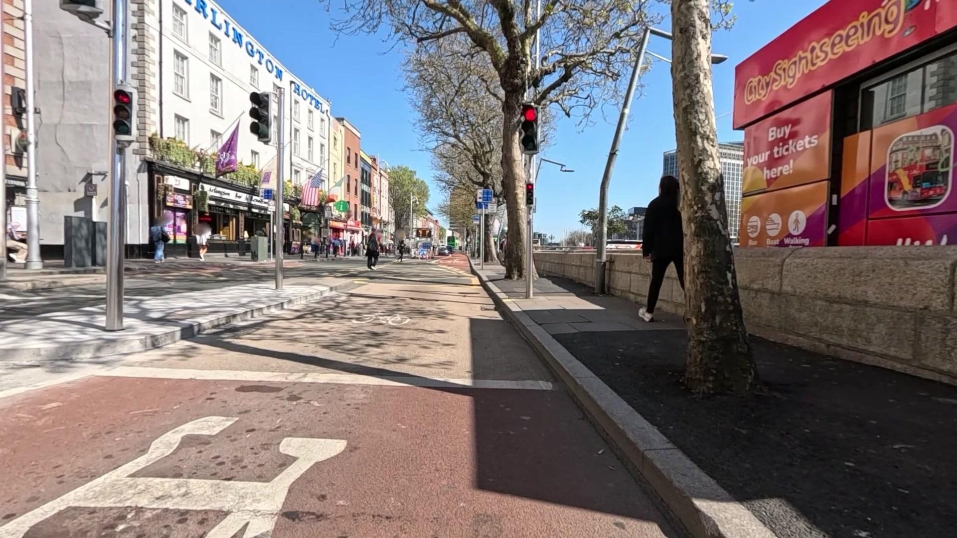 Street view near Arlington Hotel, Dublin — © tamagusko (CC BY-SA · Mapillary)