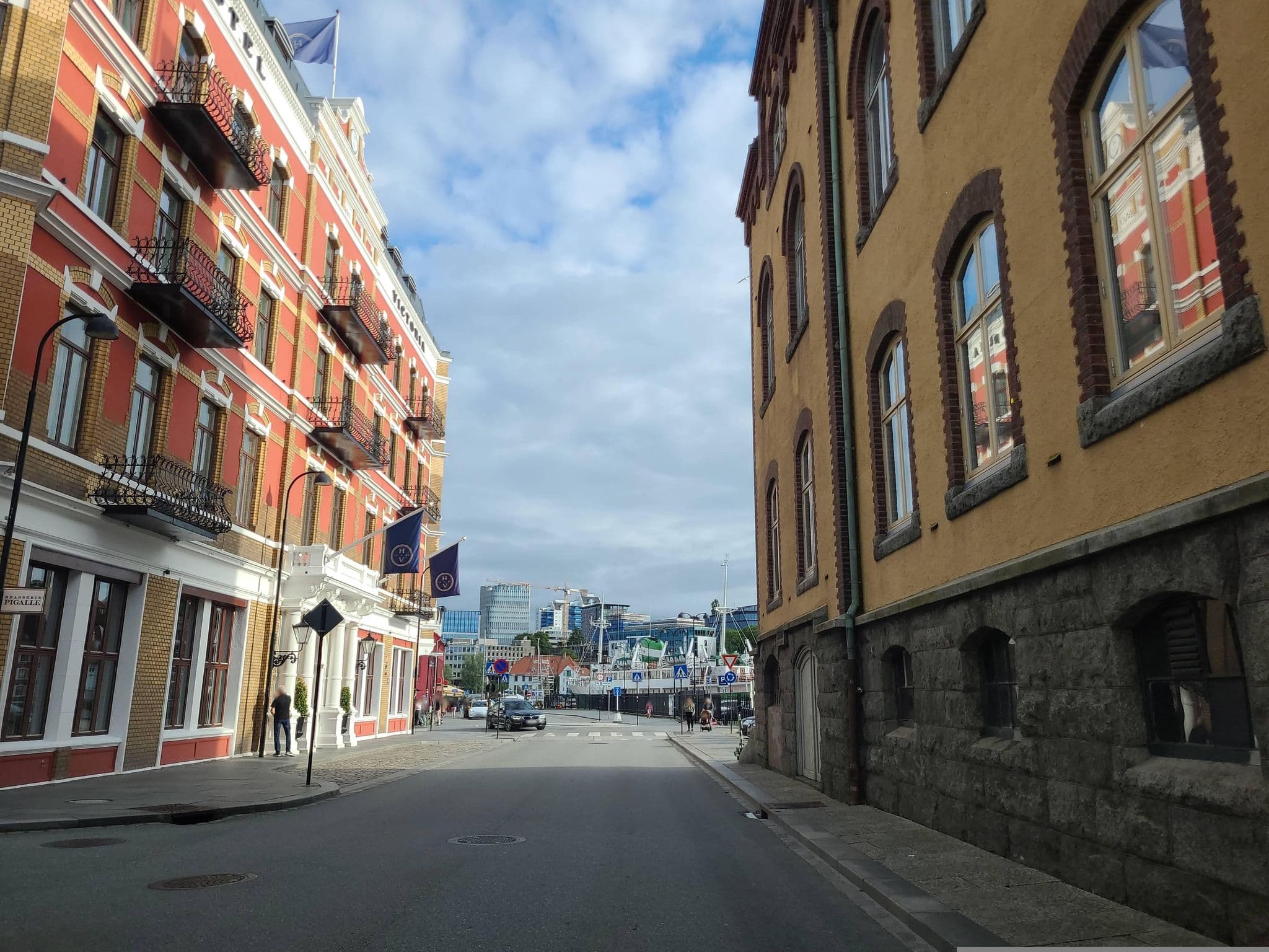 Street view near Sk Hotell, Stavanger — © jopparn2 (CC BY-SA · Mapillary)