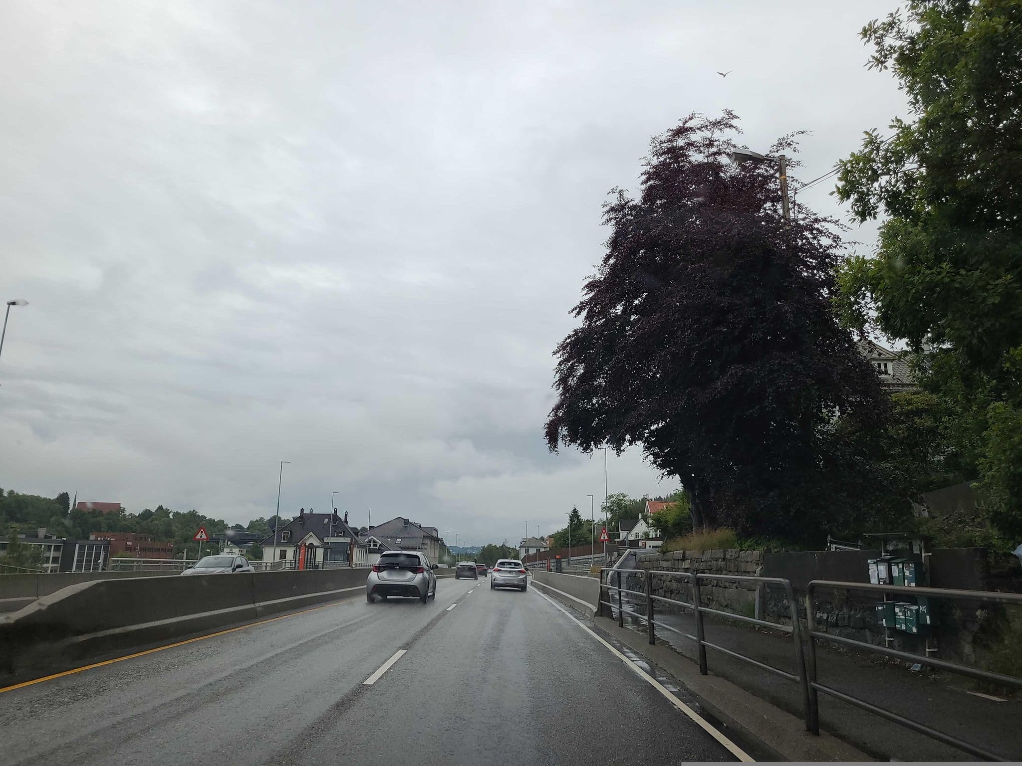 Street view near Fjøsangerveien 141, Bergen — © jopparn2 (CC BY-SA · Mapillary)