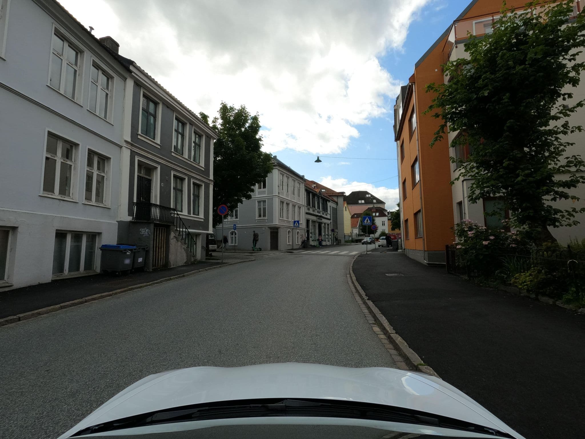 Street view near Easybnb Holding, Bergen — © catoandersen (CC BY-SA · Mapillary)