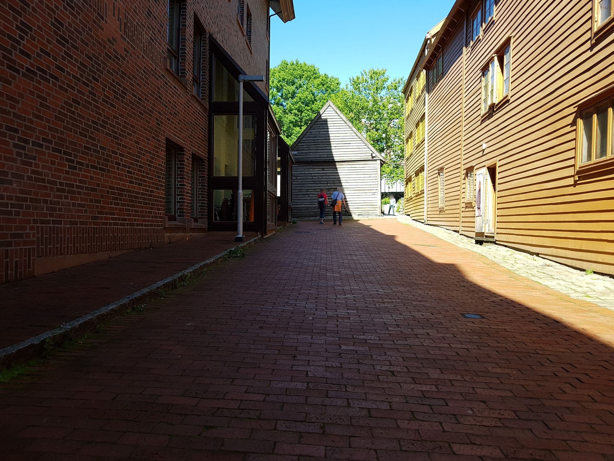 Street view near Chambre 590, Bergen — © pbb (CC BY-SA · Mapillary)