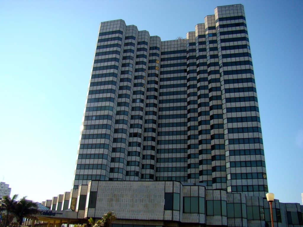 Meliá Cohiba (via Wikimedia Commons, CC BY-SA 2.0)