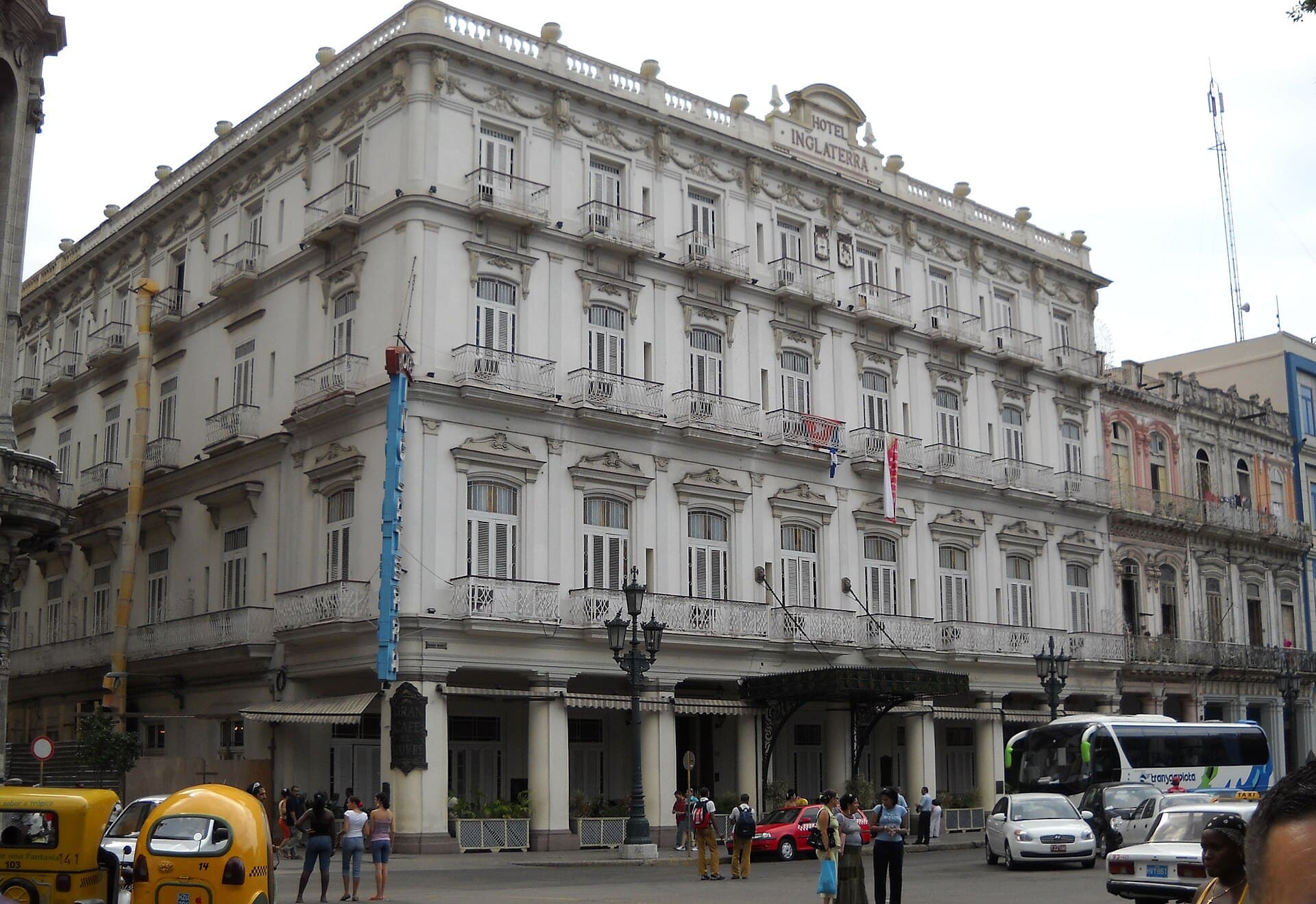 Hotel Inglaterra (via Wikimedia Commons, Public domain)