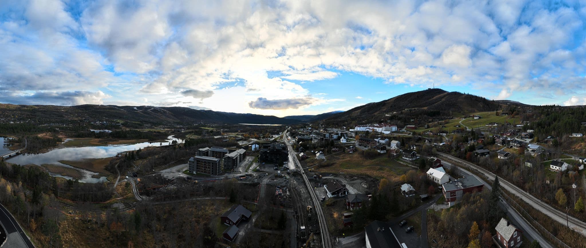 Street view near Geilo Mountain Lodge, Geilo — © damconsult (CC BY-SA · Mapillary)