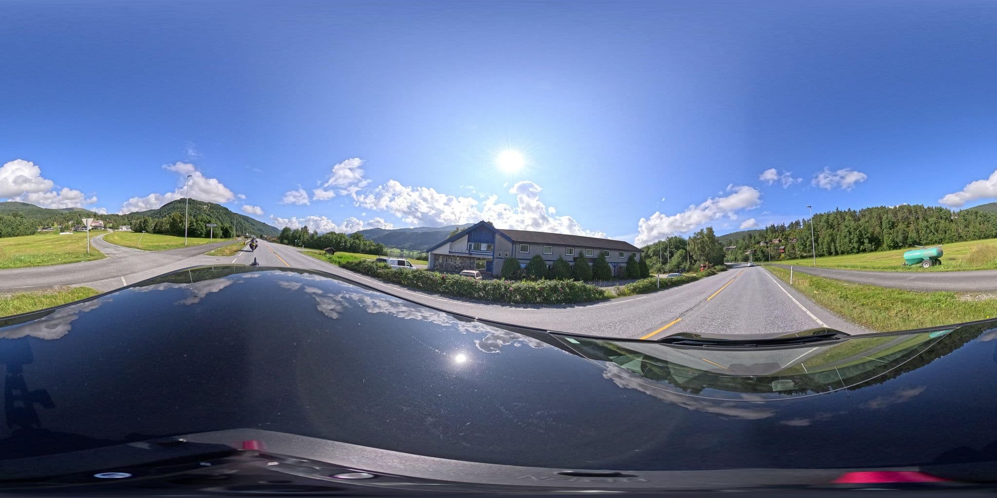 Street view near Vossestølen, Voss — © yannakis (CC BY-SA · Mapillary)
