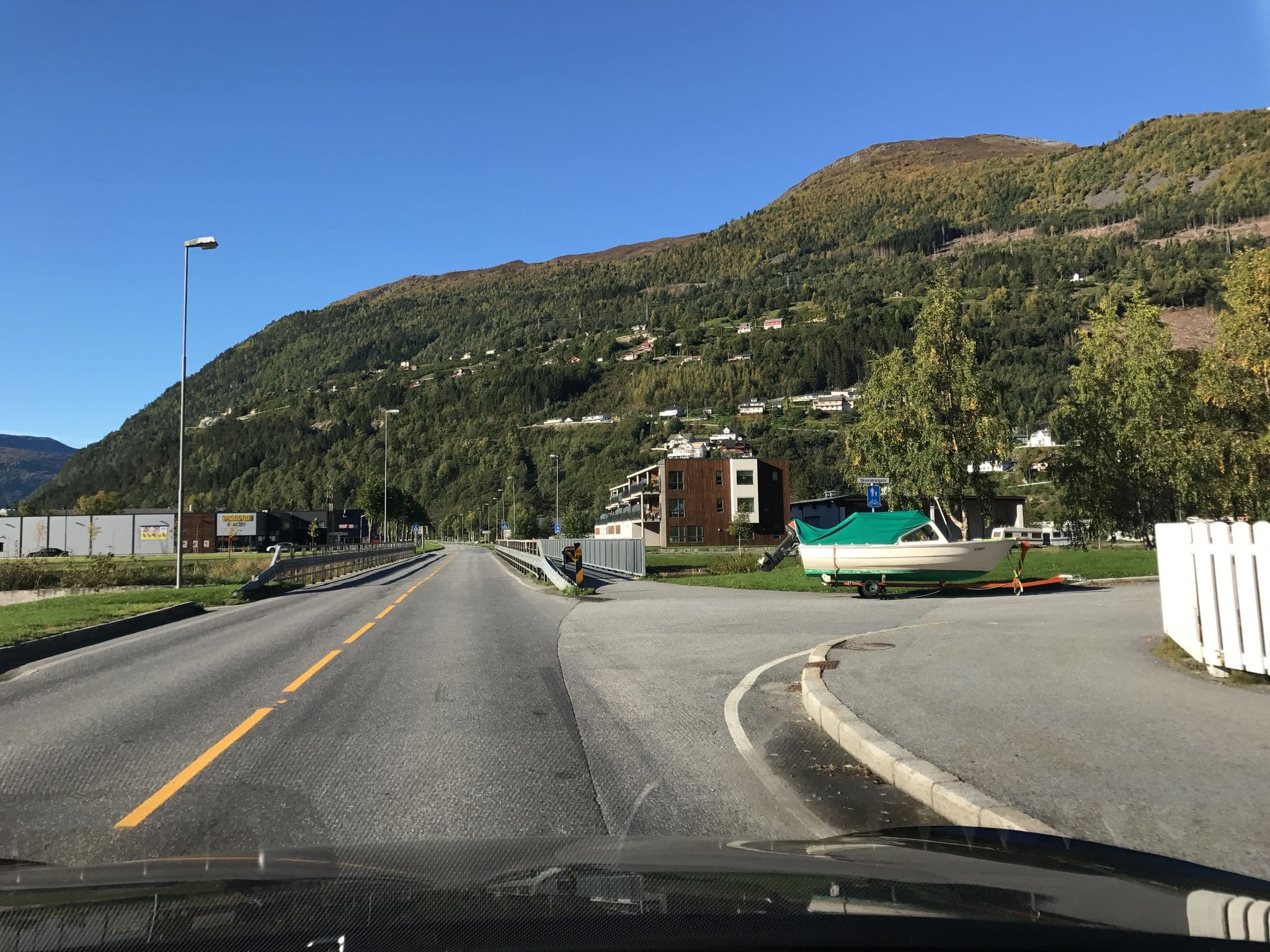 Street view near Valldal Fjord Lodge, Stranda — © derzornigemarkus (CC BY-SA · Mapillary)