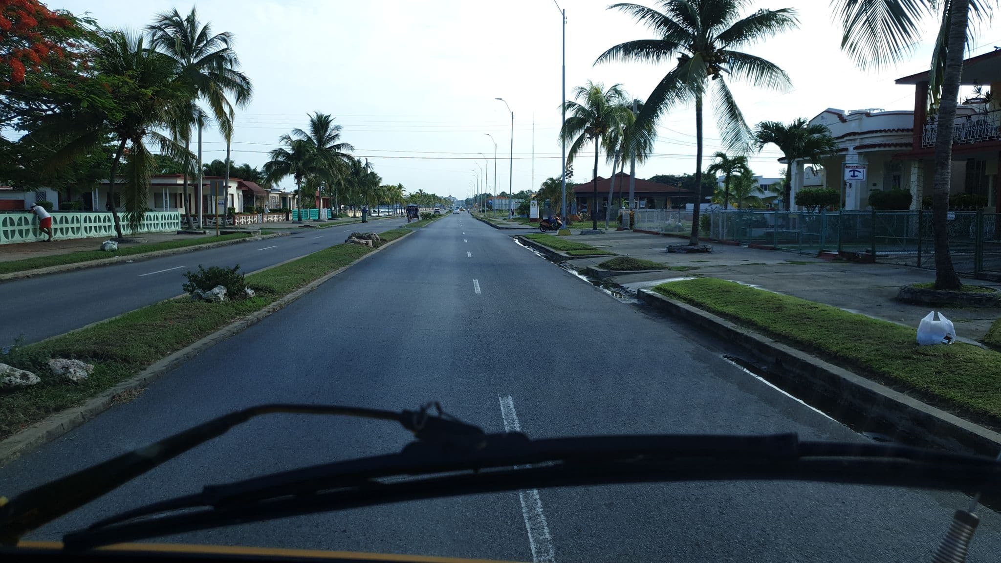 Street view near Casa López, Cienfuegos