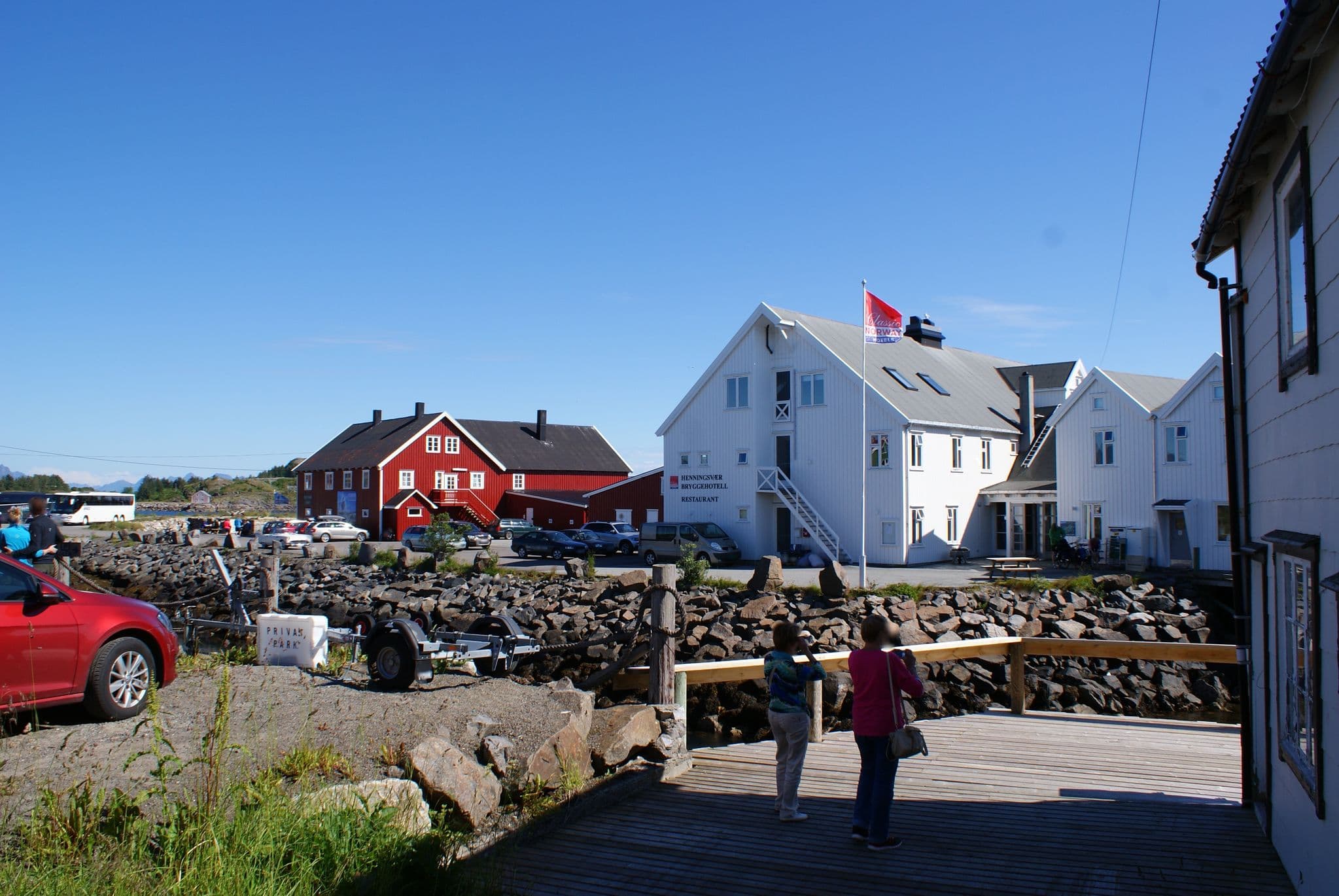 Street view near Lars Larsen, Kabelvåg — © allefm (CC BY-SA · Mapillary)