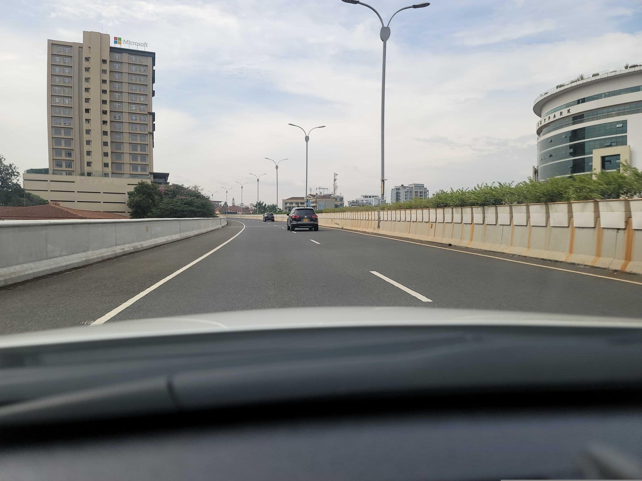 Street view near Park inn by Radisson, Nairobi — © Coumba (CC BY-SA · Mapillary)