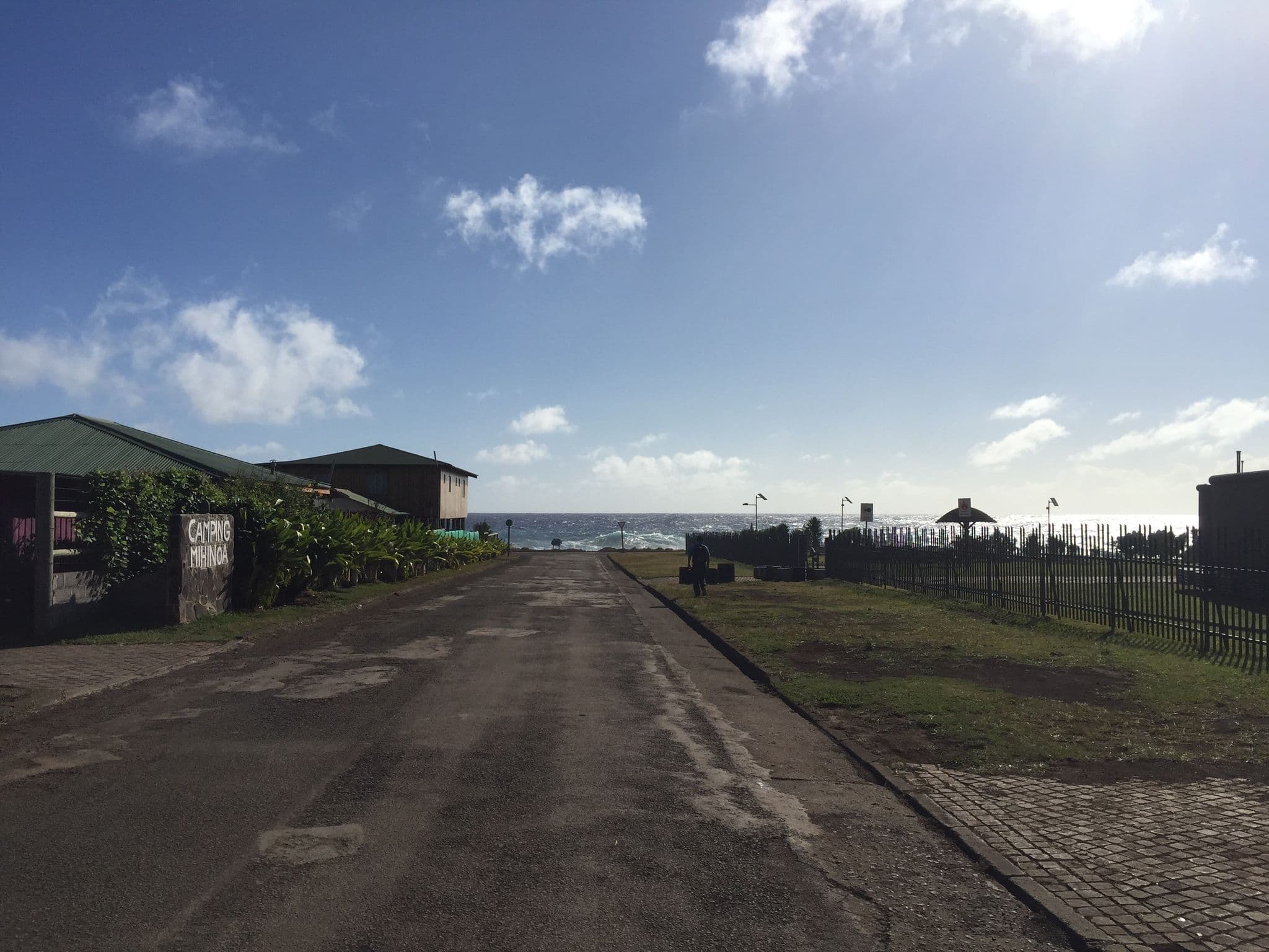 Street view near Mihinoa, Hanga Roa — © lyonwj (CC BY-SA · Mapillary)