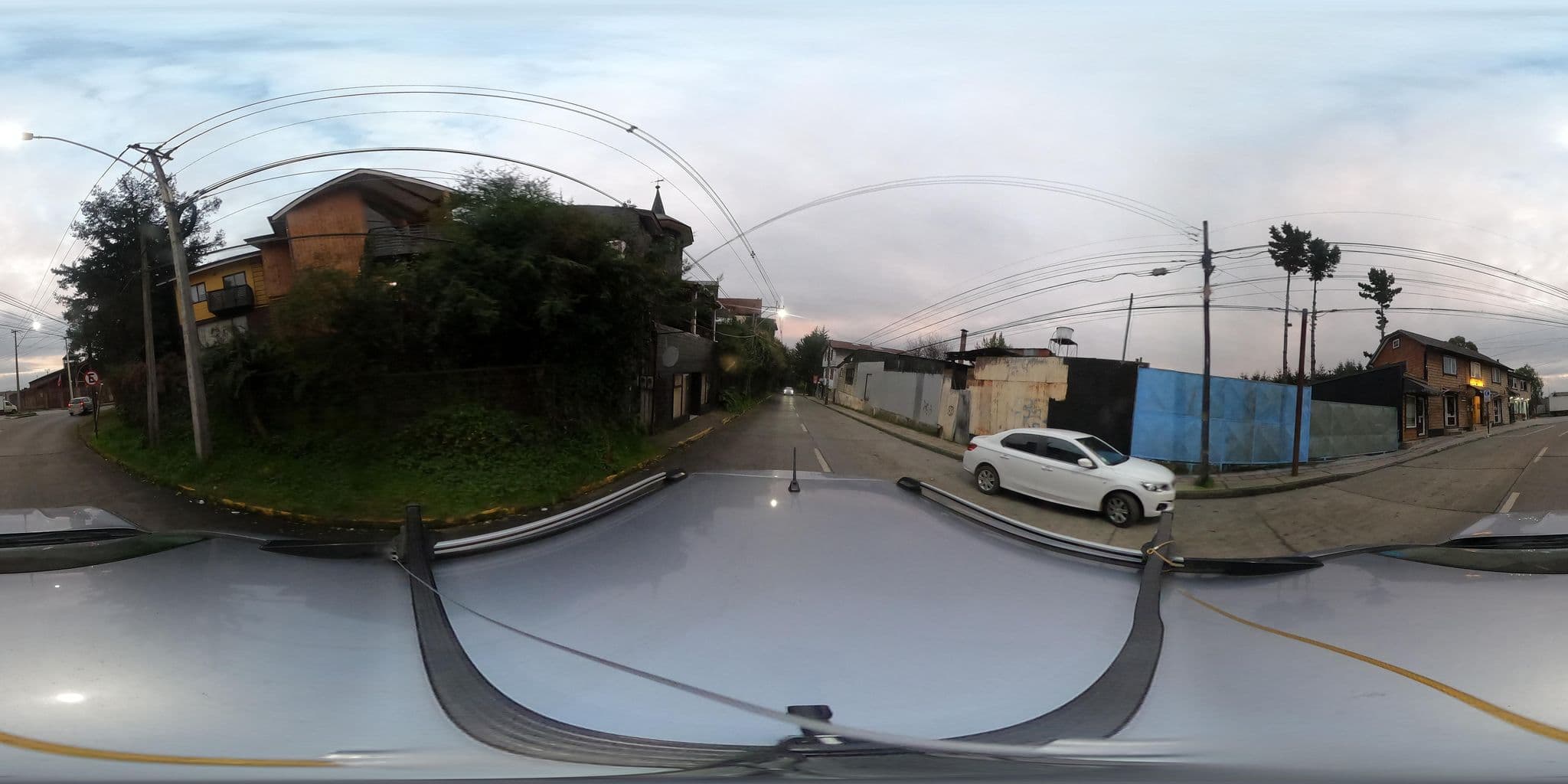 Street view near Hostal Kobbo, Puerto Varas — © felipeeugenio (CC BY-SA · Mapillary)