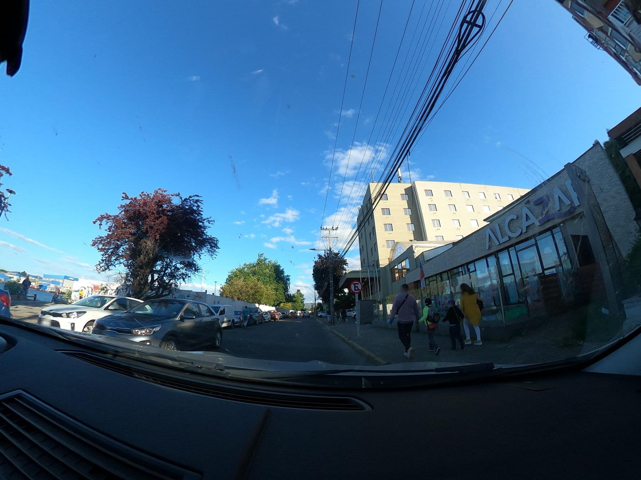 Street view near Hotel Encanto Del Río, Valdivia — © felipeeugenio (CC BY-SA · Mapillary)