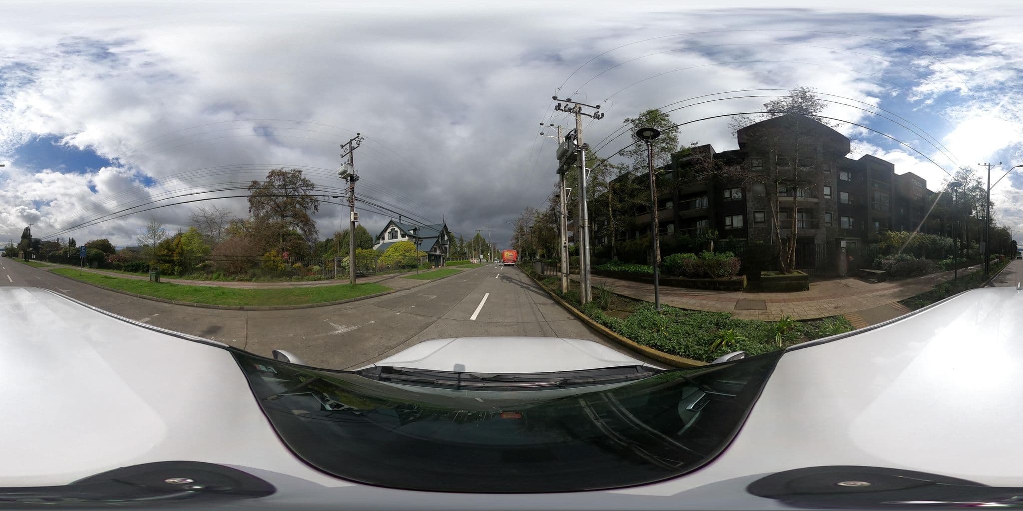 Street view near Hotel Patagónico, Puerto Varas — © Kaart_Local (CC BY-SA · Mapillary)