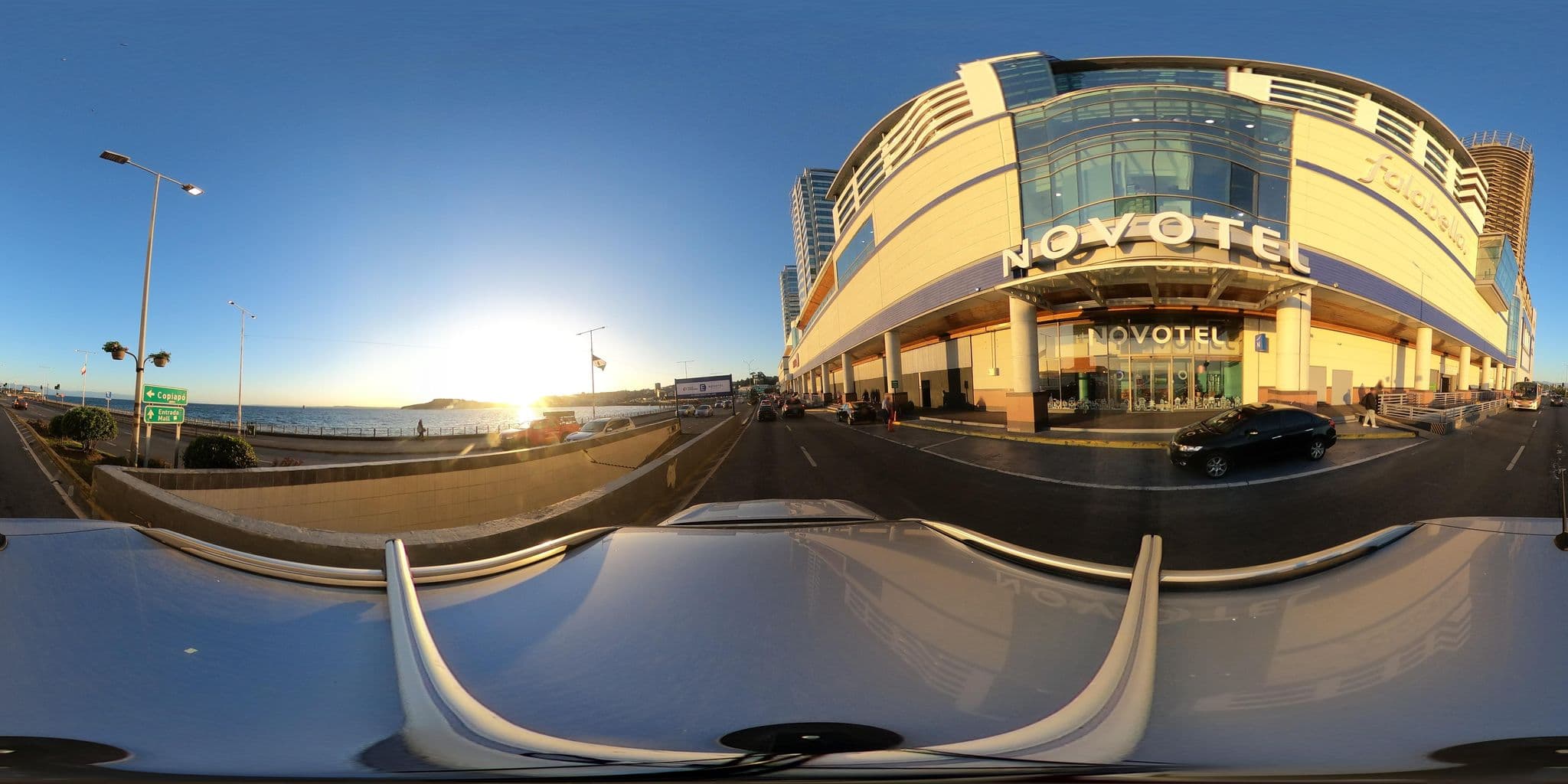 Street view near Holiday Inn Express, Puerto Montt — © Kaart_Local (CC BY-SA · Mapillary)