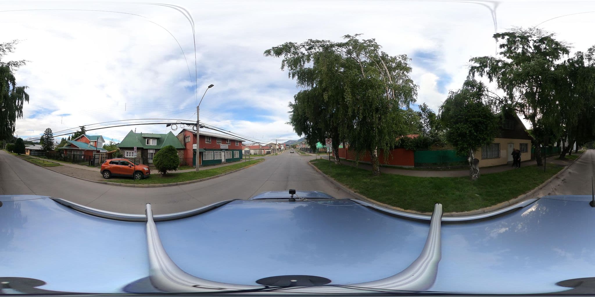 Street view near Hostal Residencial Kuyen, Coyhaique — © Kaart_Local (CC BY-SA · Mapillary)