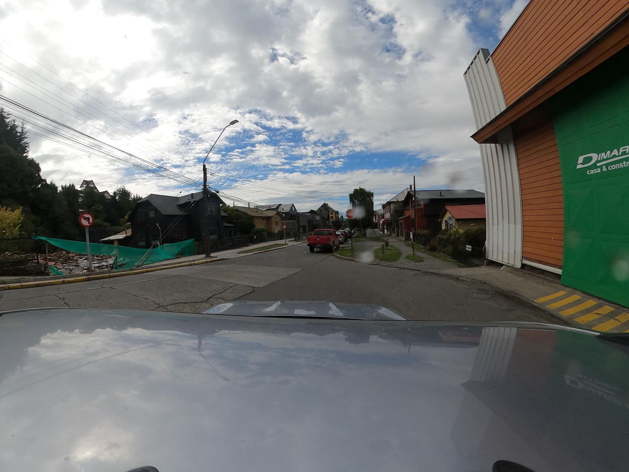 Street view near Hostel Pistacho, Puerto Varas — © felipeeugenio (CC BY-SA · Mapillary)