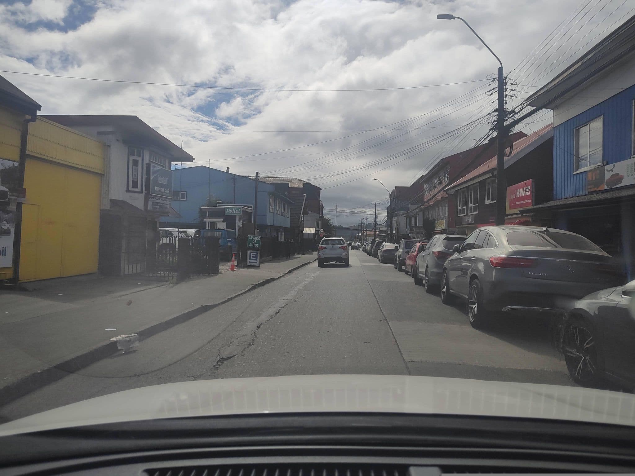 Street view near Lugar de Chelles, Castro — © andresduhour (CC BY-SA · Mapillary)
