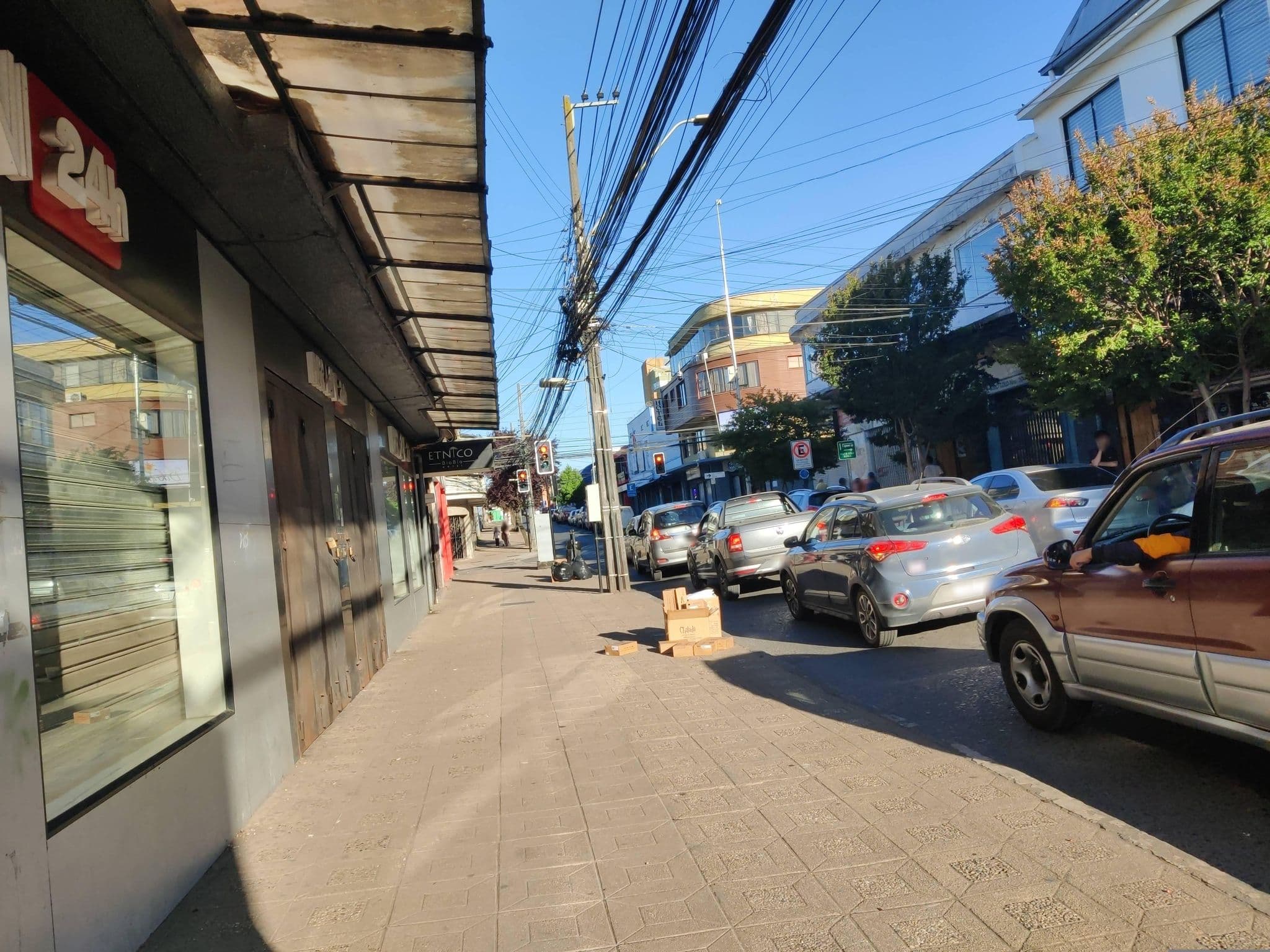 Street view near Hotel Océano, Los Ángeles — © Kaart_Local (CC BY-SA · Mapillary)