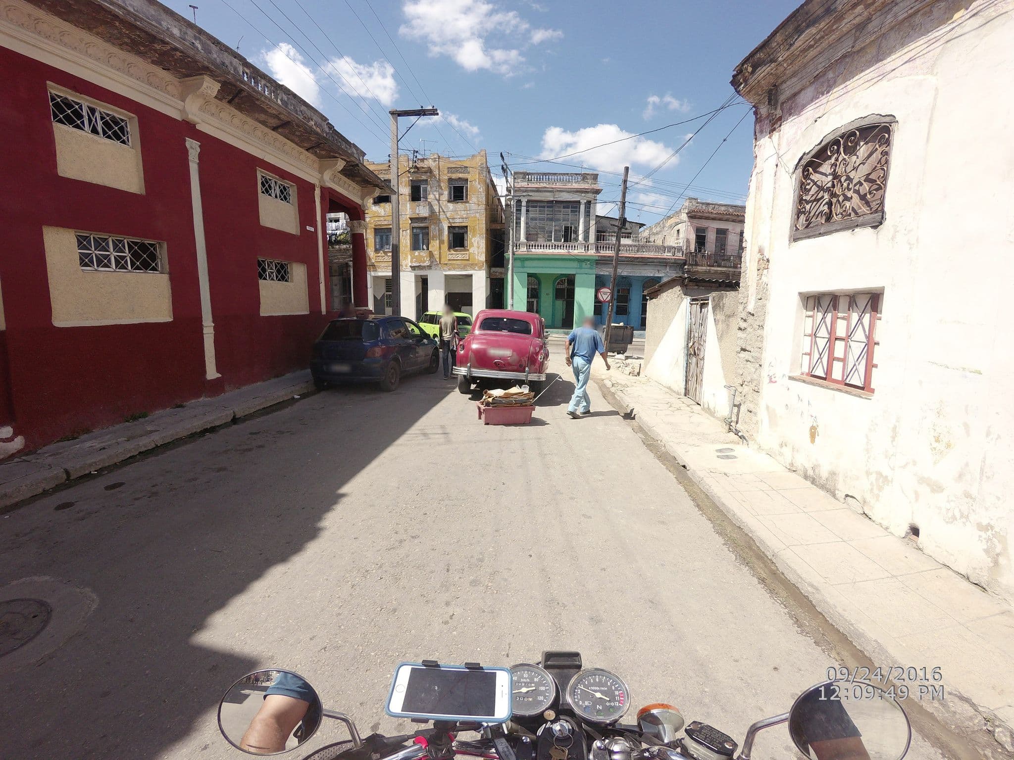Street view near Casa de David Tamayo, Víbora — © havana (CC BY-SA · Mapillary)