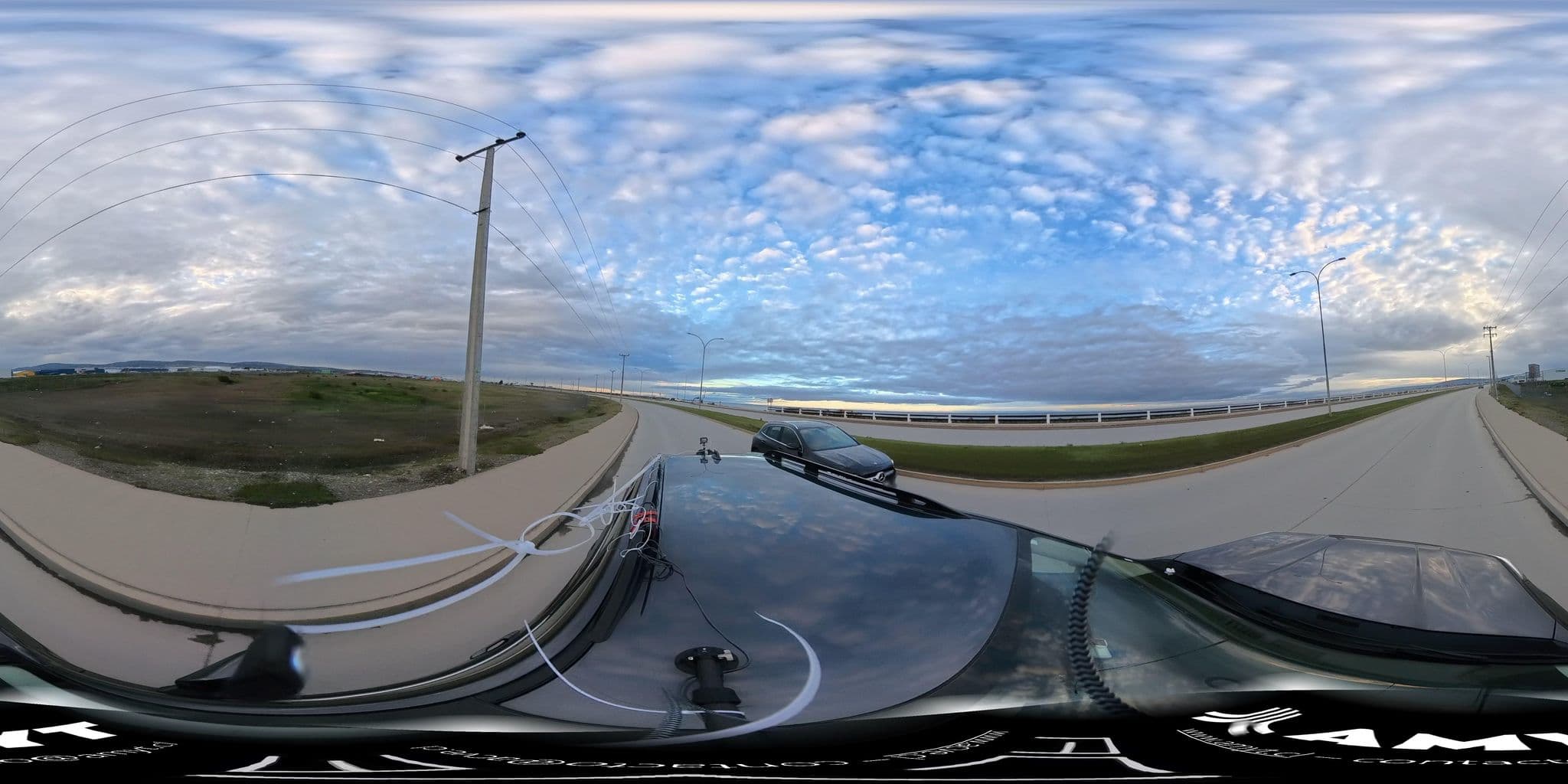 Street view near Hotel Dreams del Estrecho, Punta Arenas — © jloaiza (CC BY-SA · Mapillary)