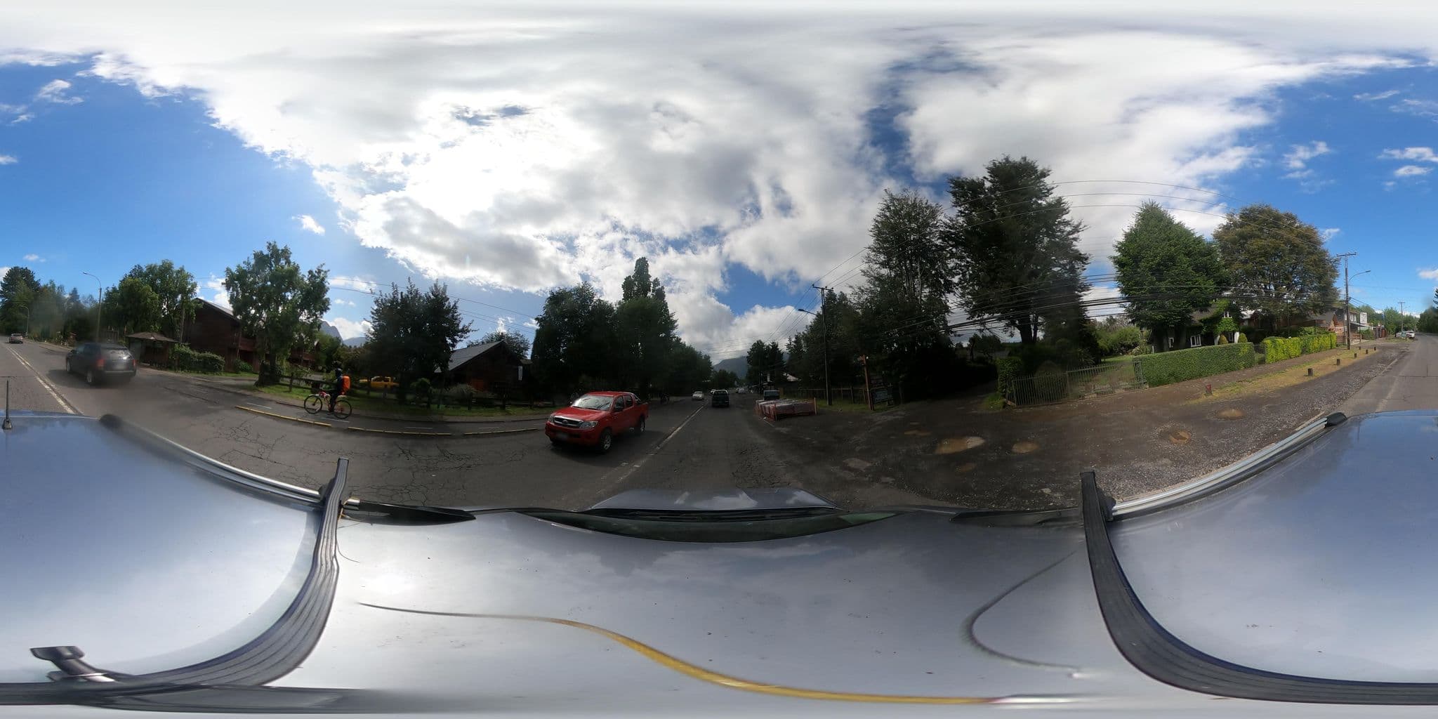 Street view near Maucho's Restaurant, Pucón — © Kaart_Local (CC BY-SA · Mapillary)