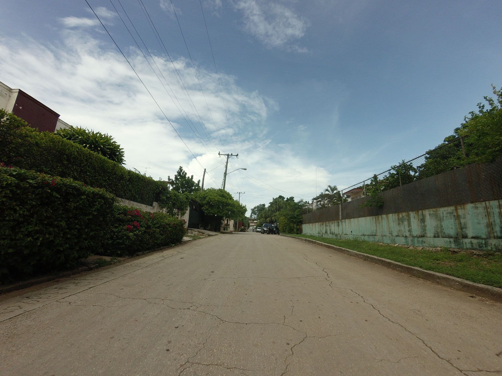 Street view near Villa Gina, Almendares