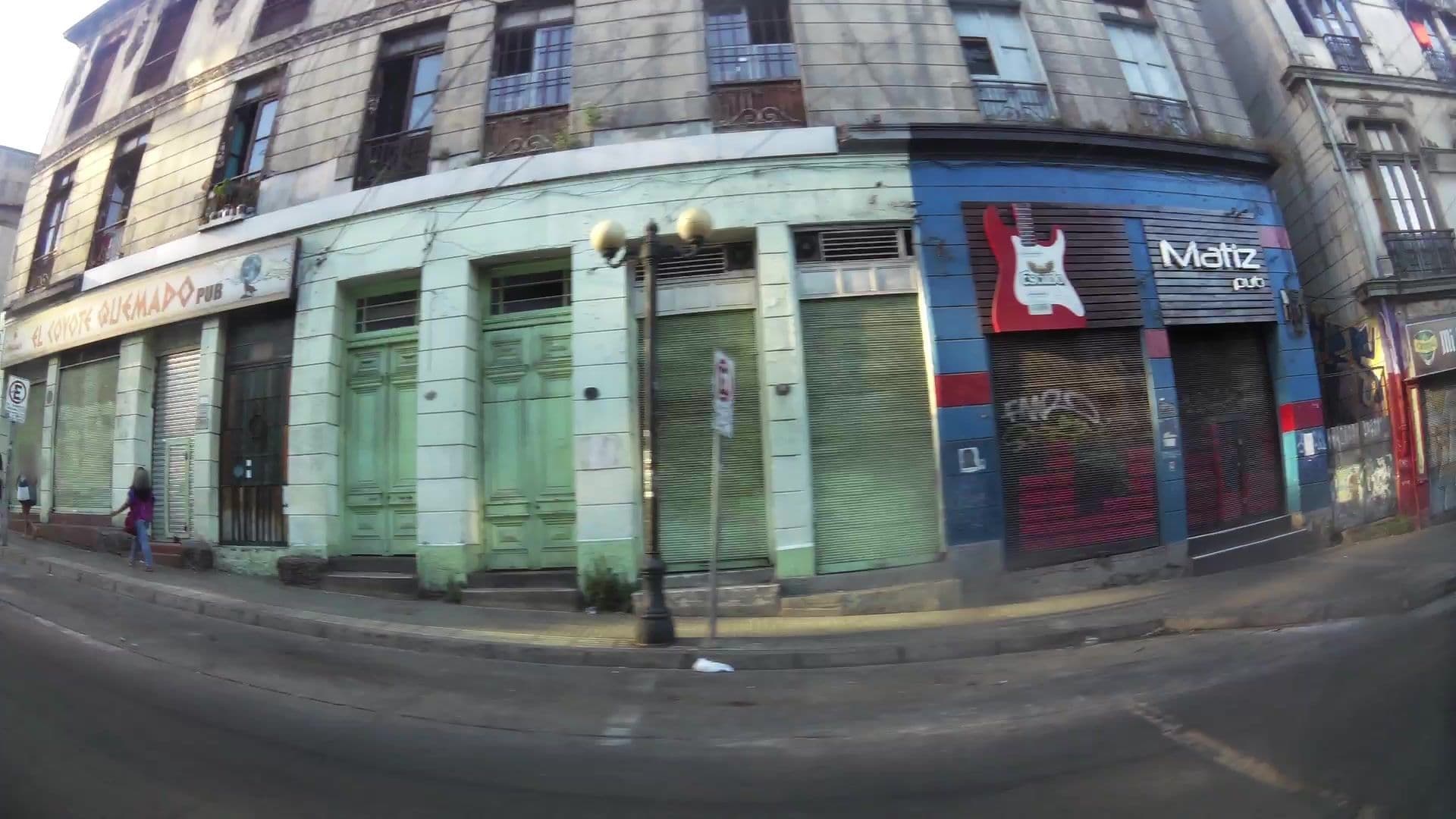 Street view near Hostal Triciclo Valparaíso, Valparaíso — © kaartcam (CC BY-SA · Mapillary)