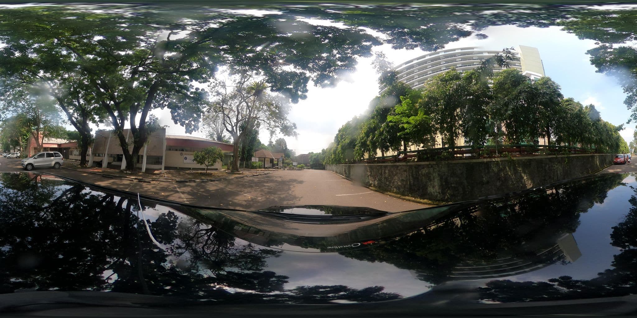 Street view near Hotel Santika, Bogor — © rgtm_ryuiki (CC BY-SA · Mapillary)