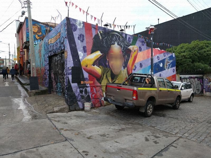 Street view near Hostel Voyage, Valparaíso — © janvanbekkum (CC BY-SA · Mapillary)