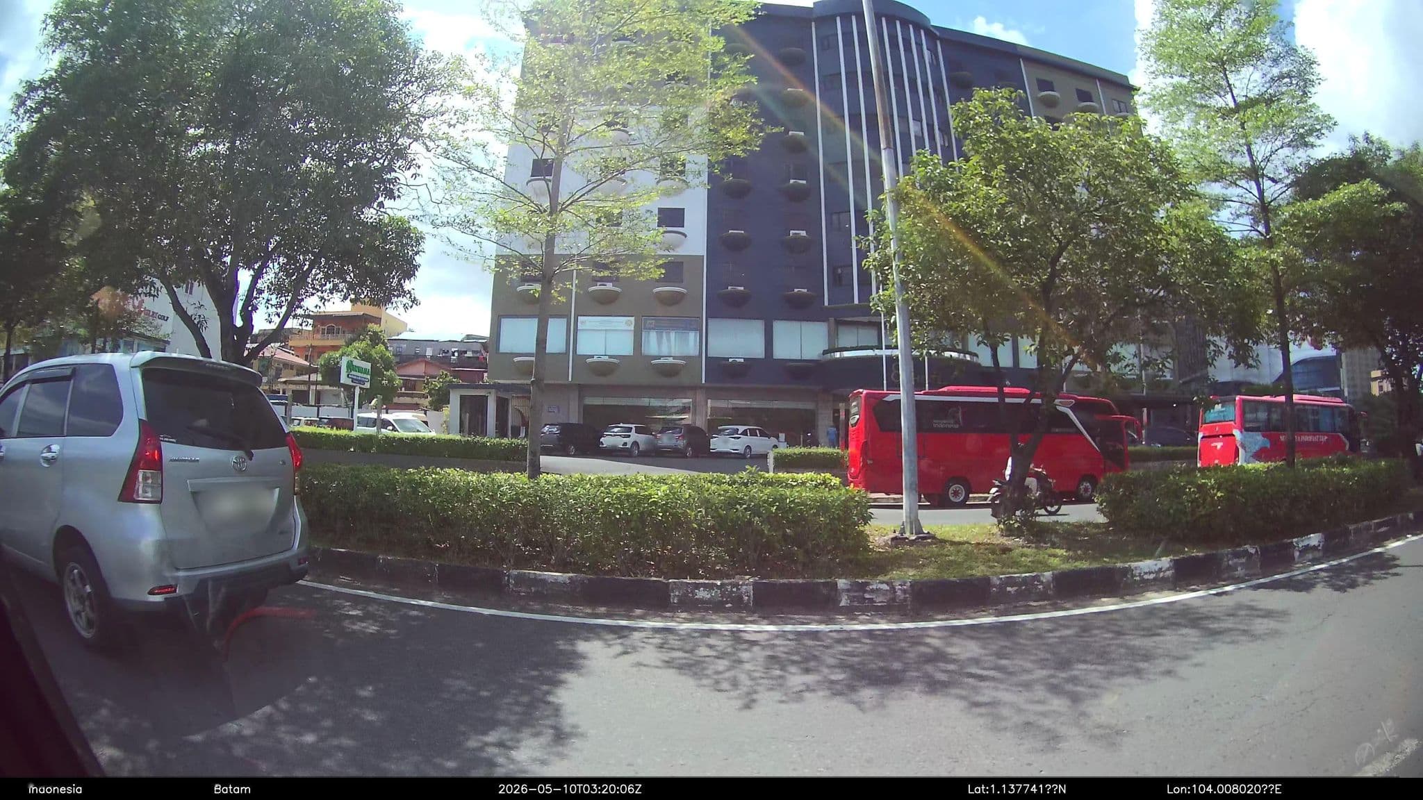 Street view near 89 Hotel, Batam — © Kaart---RIGHT (CC BY-SA · Mapillary)