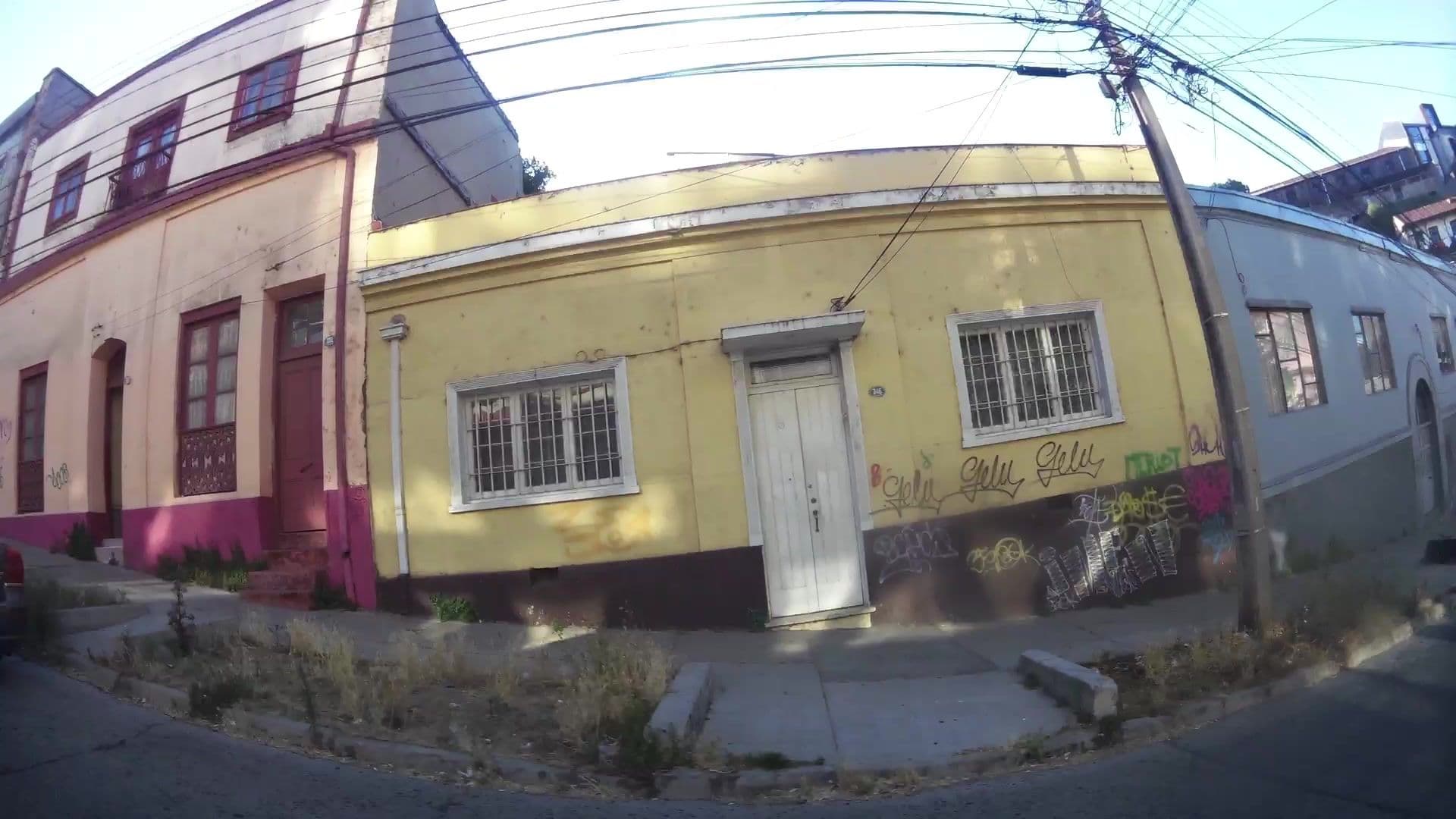 Street view near Le Yoyo, Valparaíso — © kaartcam (CC BY-SA · Mapillary)