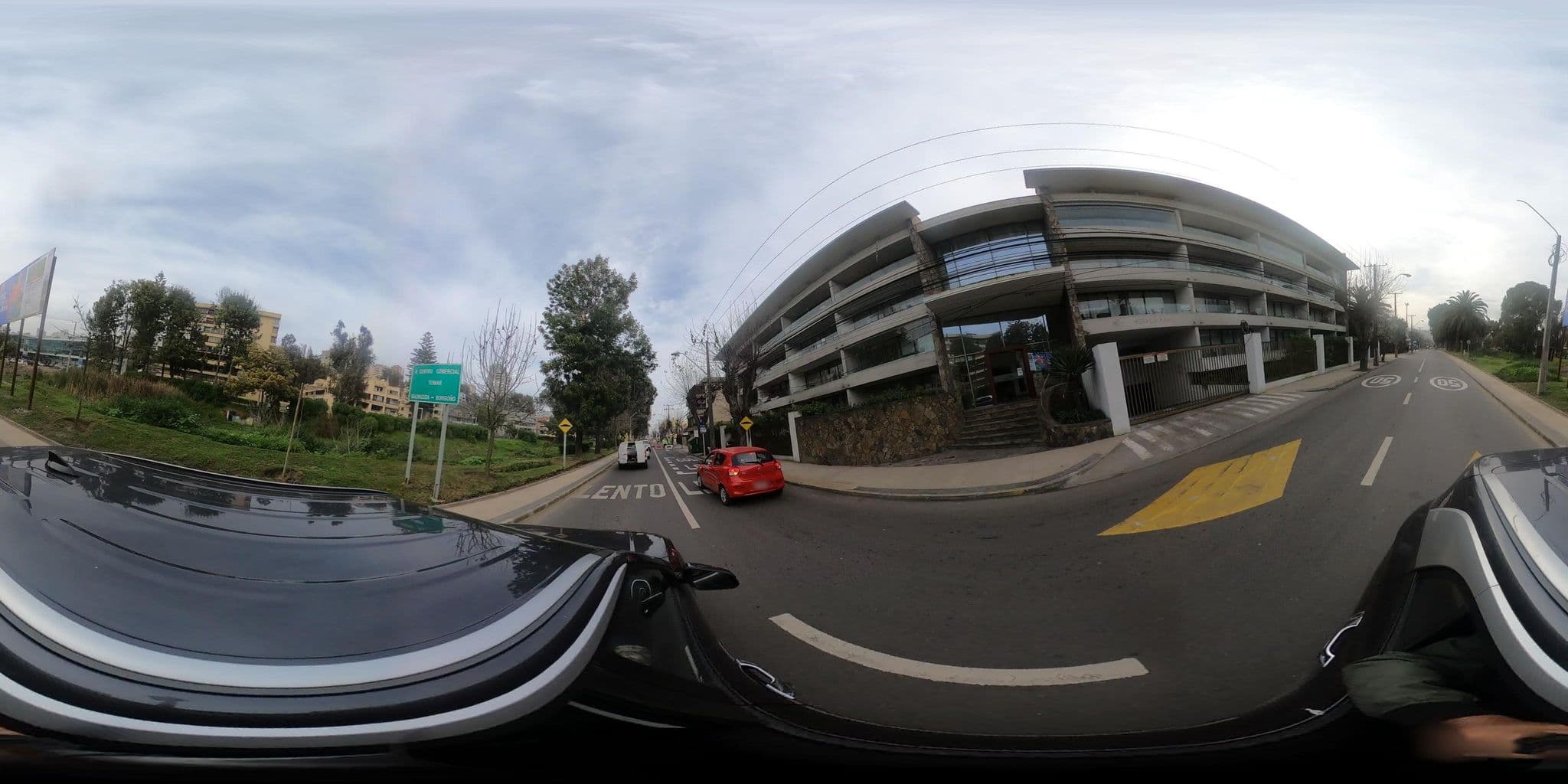 Street view near Apart Hotel Reñaca Suites, Viña del Mar — © DNC (CC BY-SA · Mapillary)