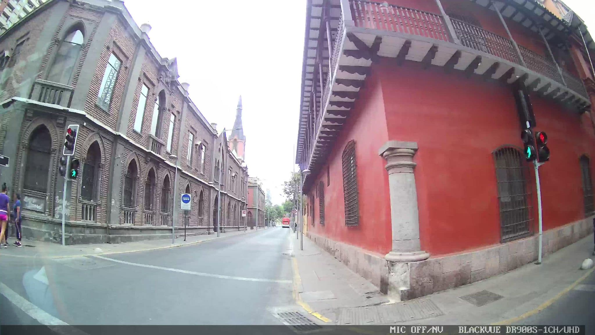 Street view near Apart Hotel Central Historico AIF, Santiago — © kaart_3 (CC BY-SA · Mapillary)
