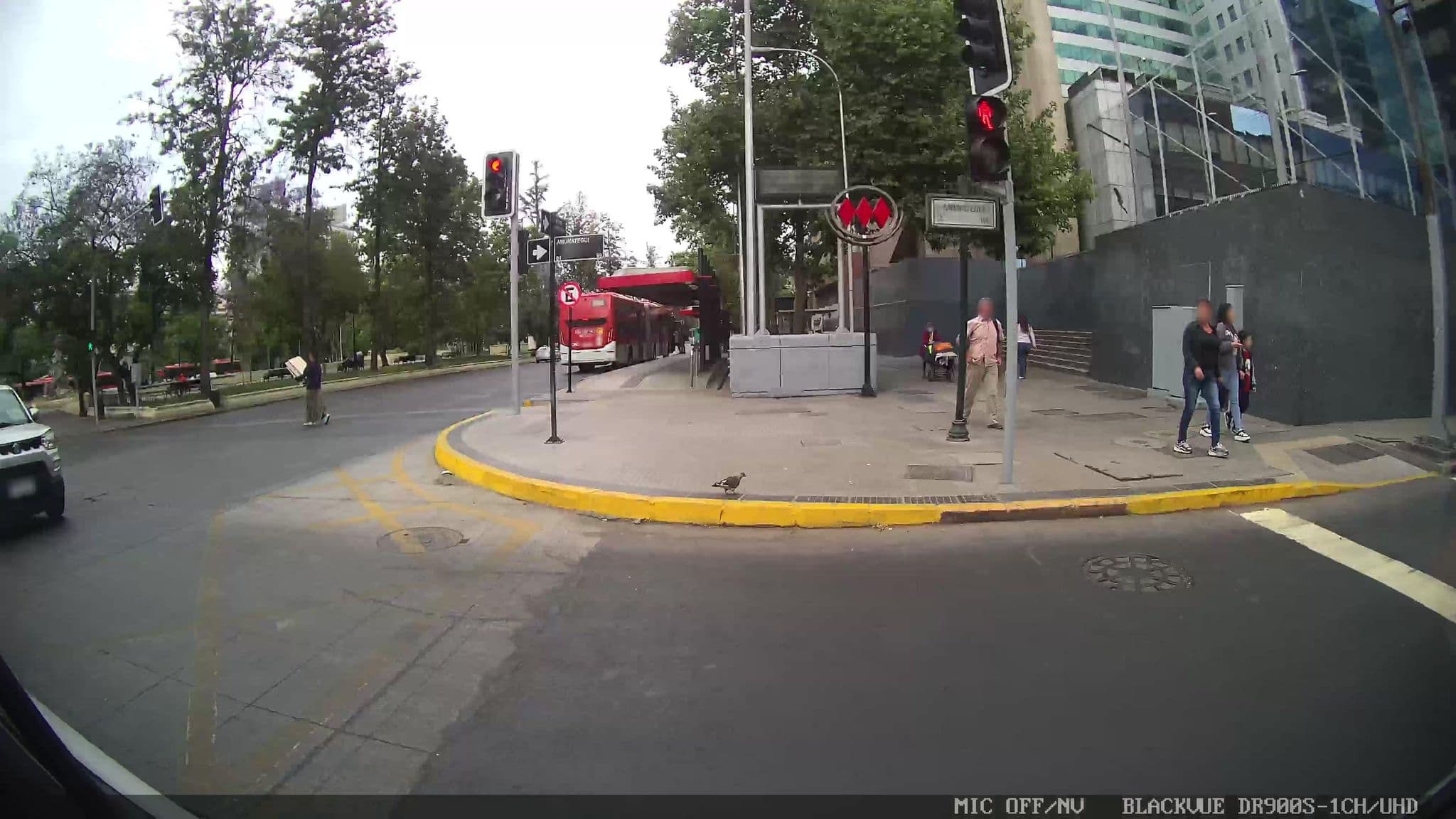 Street view near El Duende, Santiago — © kaart_3 (CC BY-SA · Mapillary)