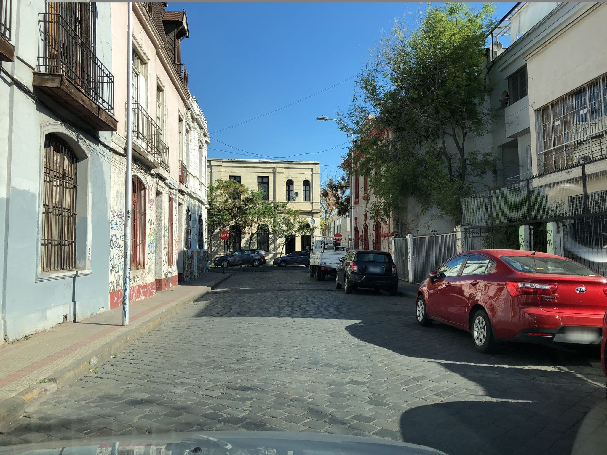 Street view near Hotel Primavera, Santiago — © yellowracer (CC BY-SA · Mapillary)