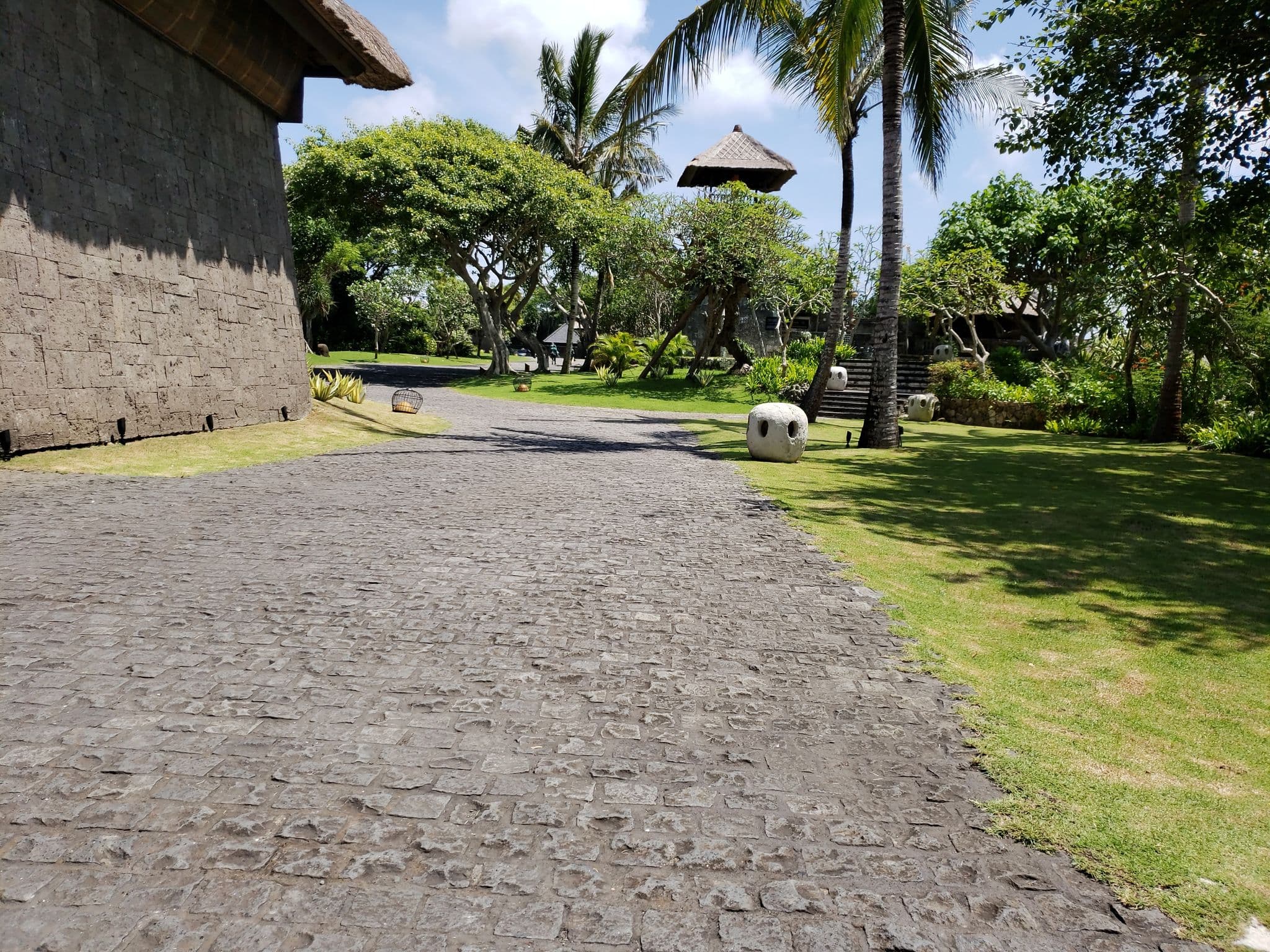 Street view near Bulgari Resort Bali, Jimbaran — © mapfool (CC BY-SA · Mapillary)