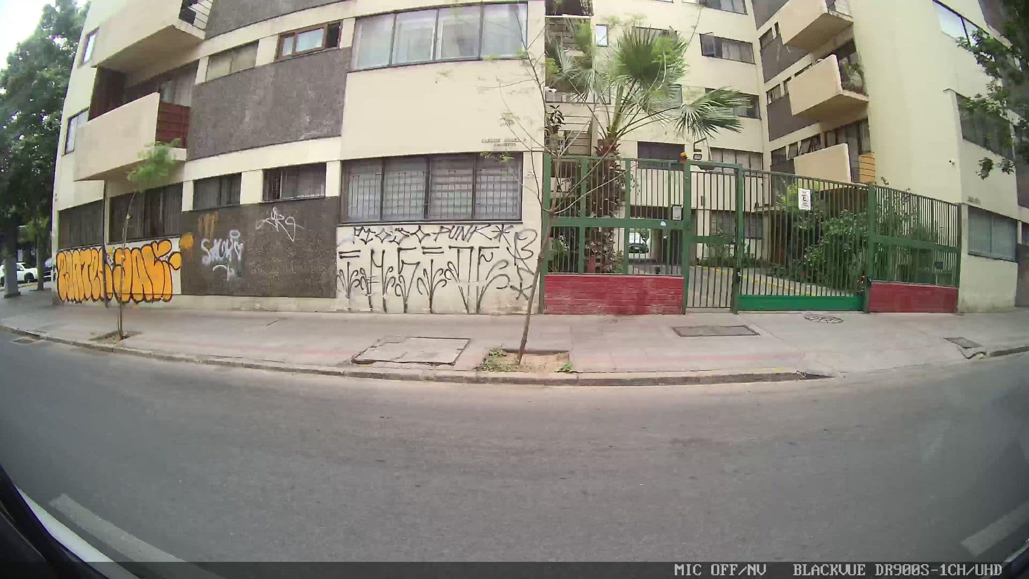 Street view near Departamento Agustinas, Santiago — © kaart_3 (CC BY-SA · Mapillary)