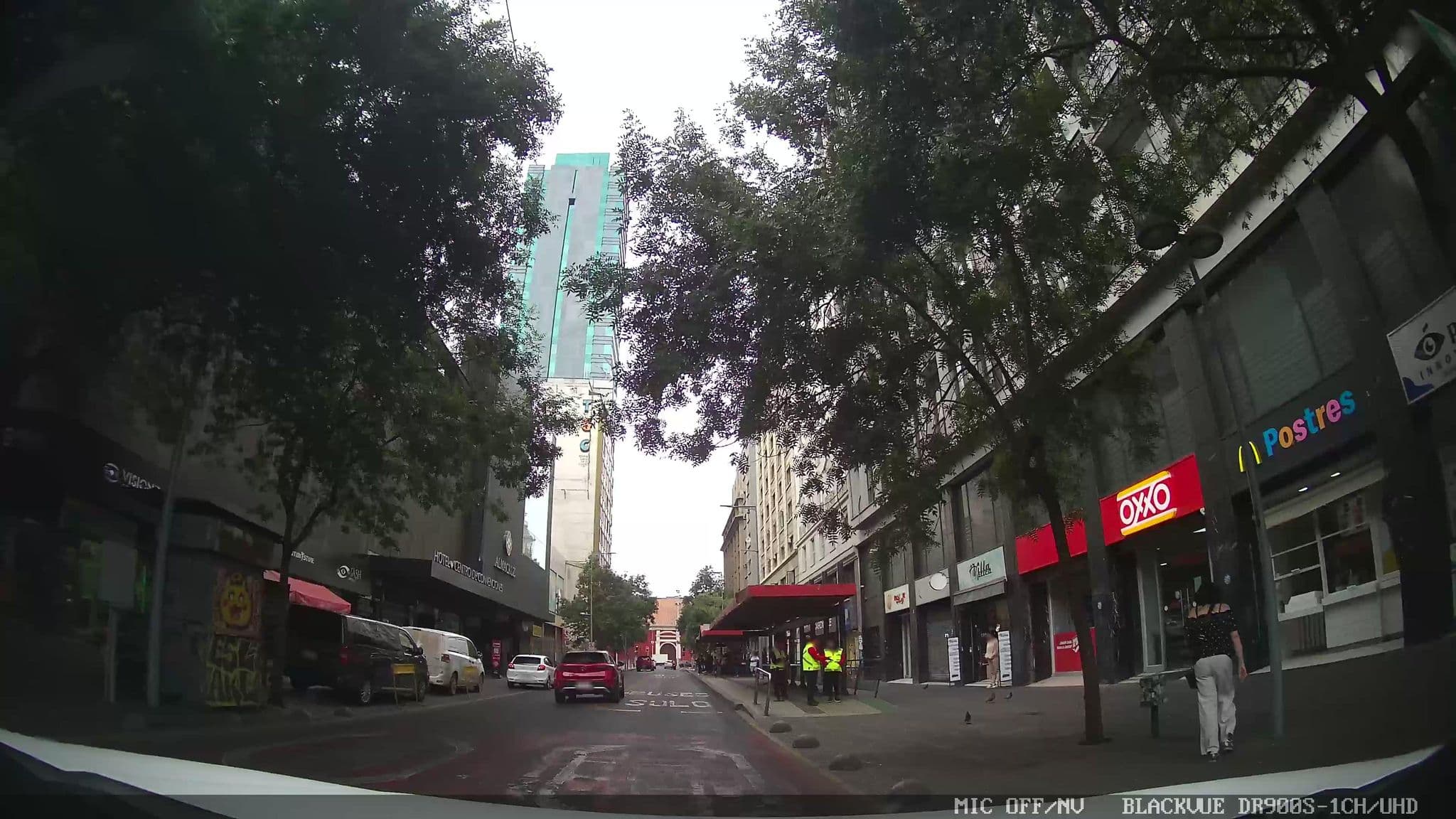 Street view near Almacruz Hotel y Centro de Convenciones, Santiago — © kaart_1 (CC BY-SA · Mapillary)