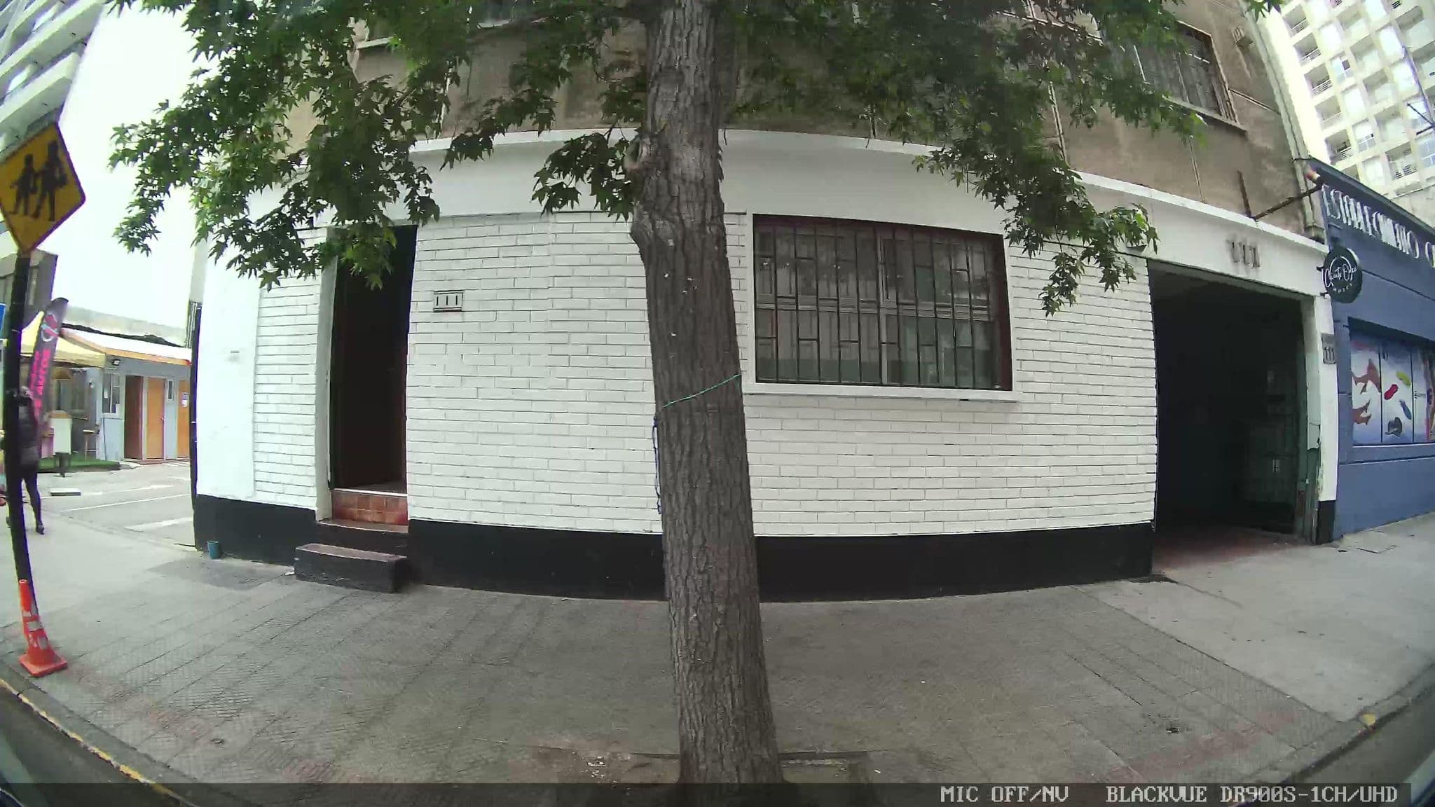 Street view near NSR Global Apartments, Santiago — © kaart_3 (CC BY-SA · Mapillary)