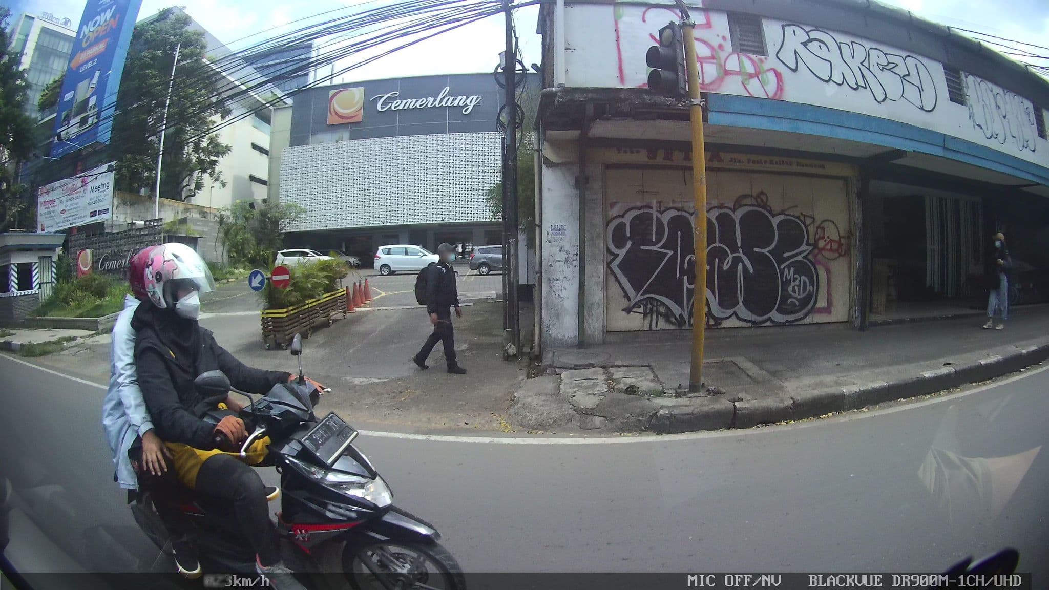 Street view near Camerlang, Bandung — © kaart_2 (CC BY-SA · Mapillary)