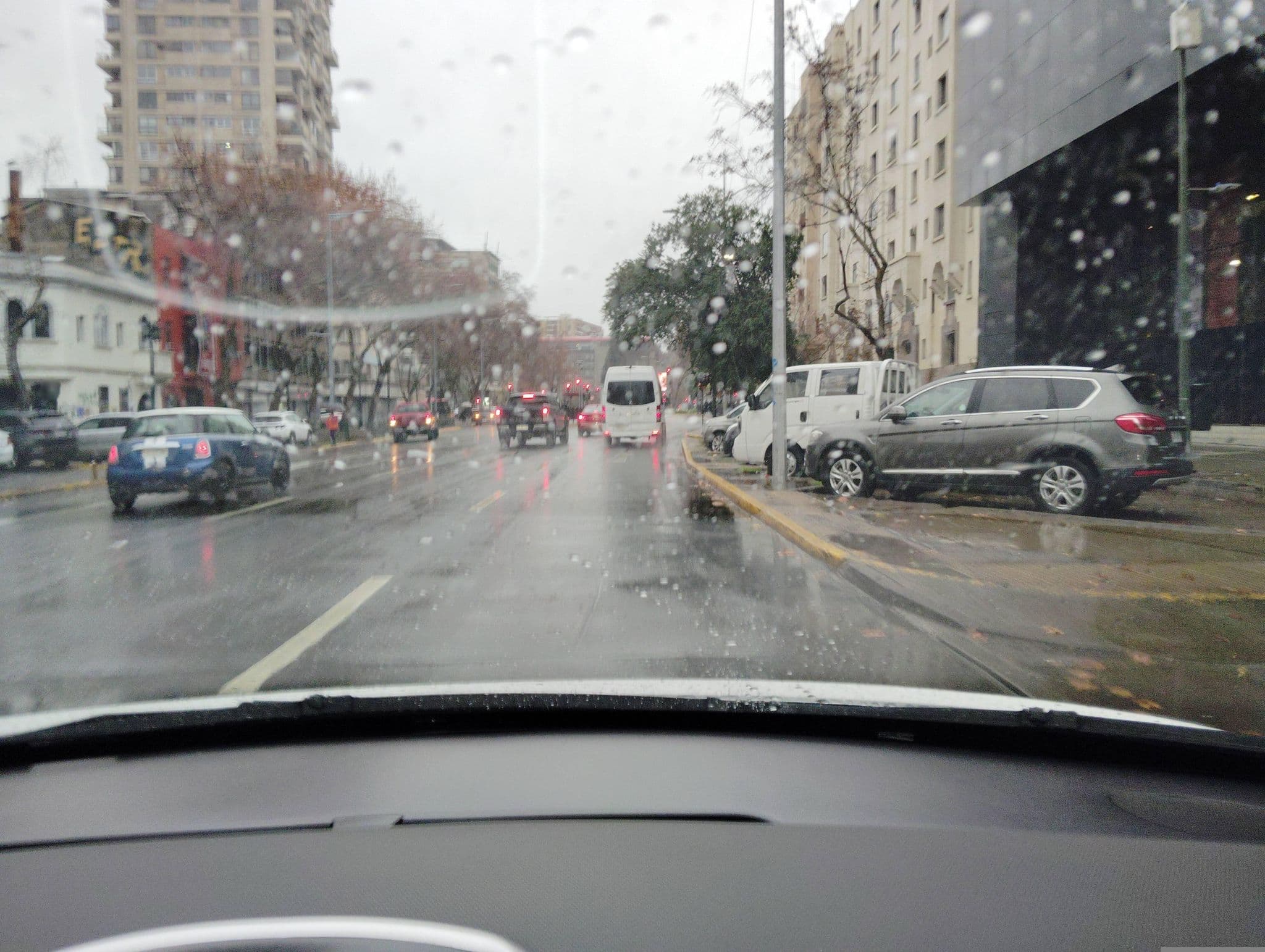 Street view near Apart Hotel Principado Santiago, Santiago — © ariellopez (CC BY-SA · Mapillary)