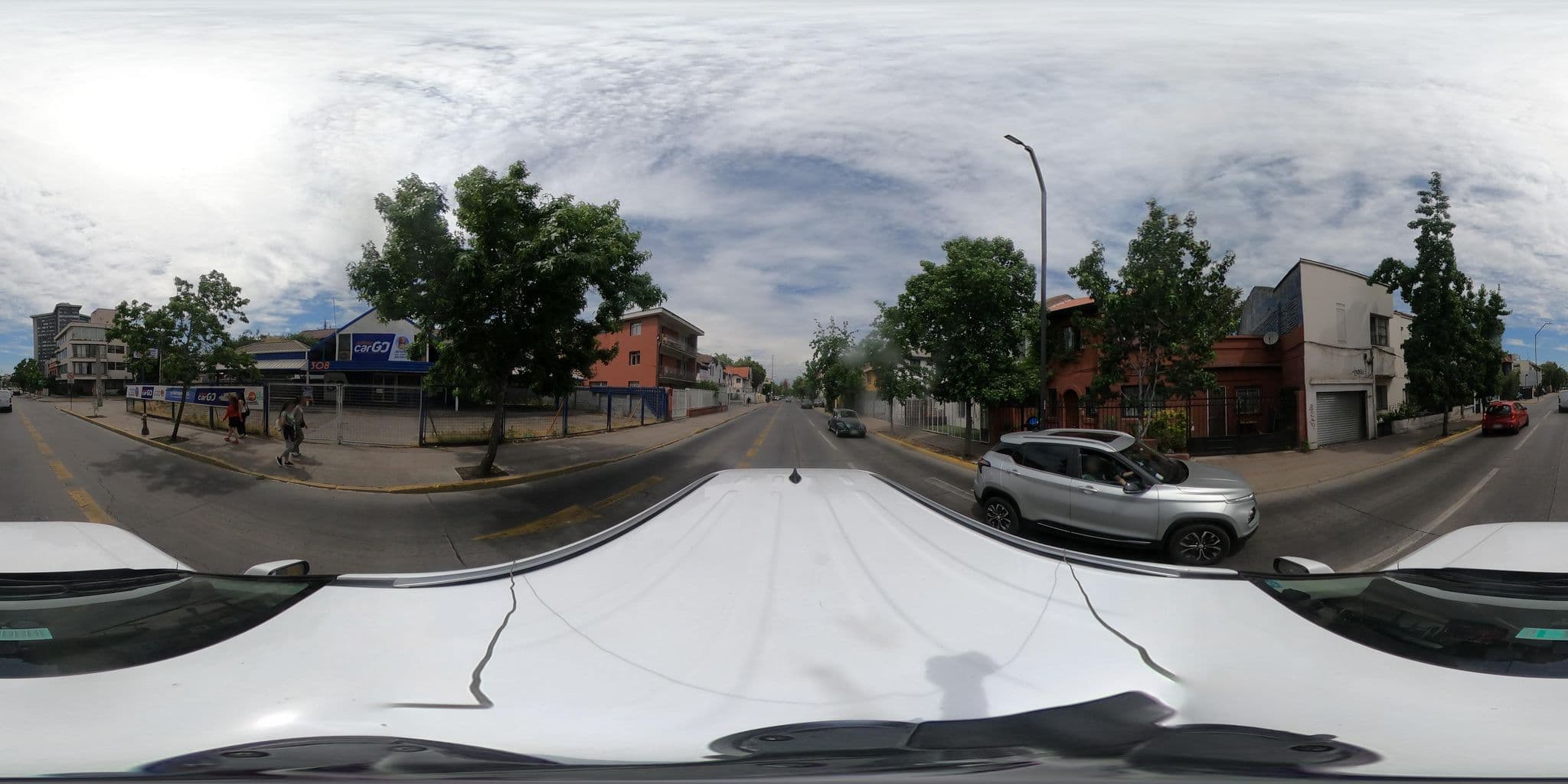 Street view near Hotel Casa Lyon, Santiago — © kaart_360 (CC BY-SA · Mapillary)