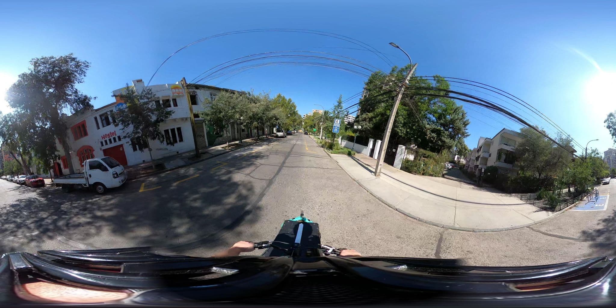 Street view near Chile Hostales, Santiago — © ariellopez (CC BY-SA · Mapillary)