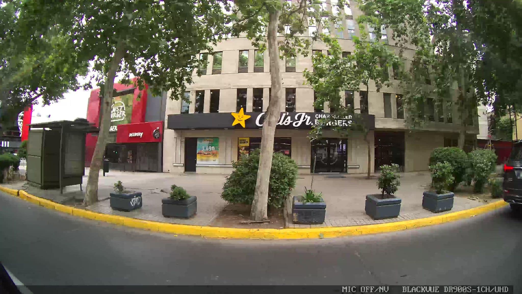 Street view near Apart Hotel Innova Suites, Ñuñoa — © kaart_3 (CC BY-SA · Mapillary)