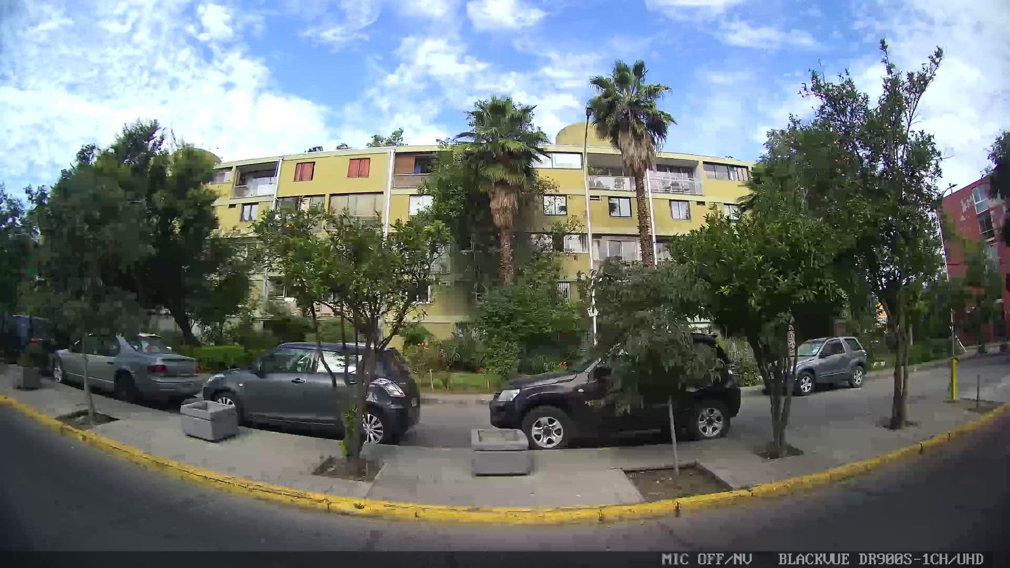 Street view near Apart Hotel Santa Isidora, Ñuñoa — © kaart_3 (CC BY-SA · Mapillary)