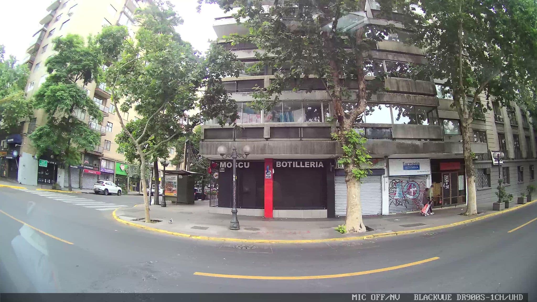 Street view near Hostal Chile Chico, Santiago — © kaart_3 (CC BY-SA · Mapillary)
