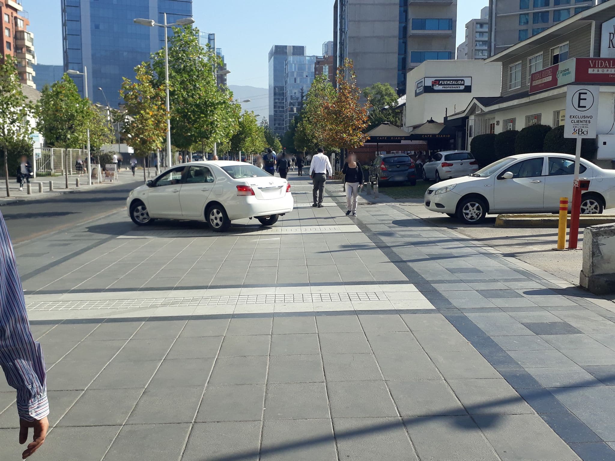 Street view near Cabañas Kallfurayen, Ñuñoa — © lokoisaac (CC BY-SA · Mapillary)
