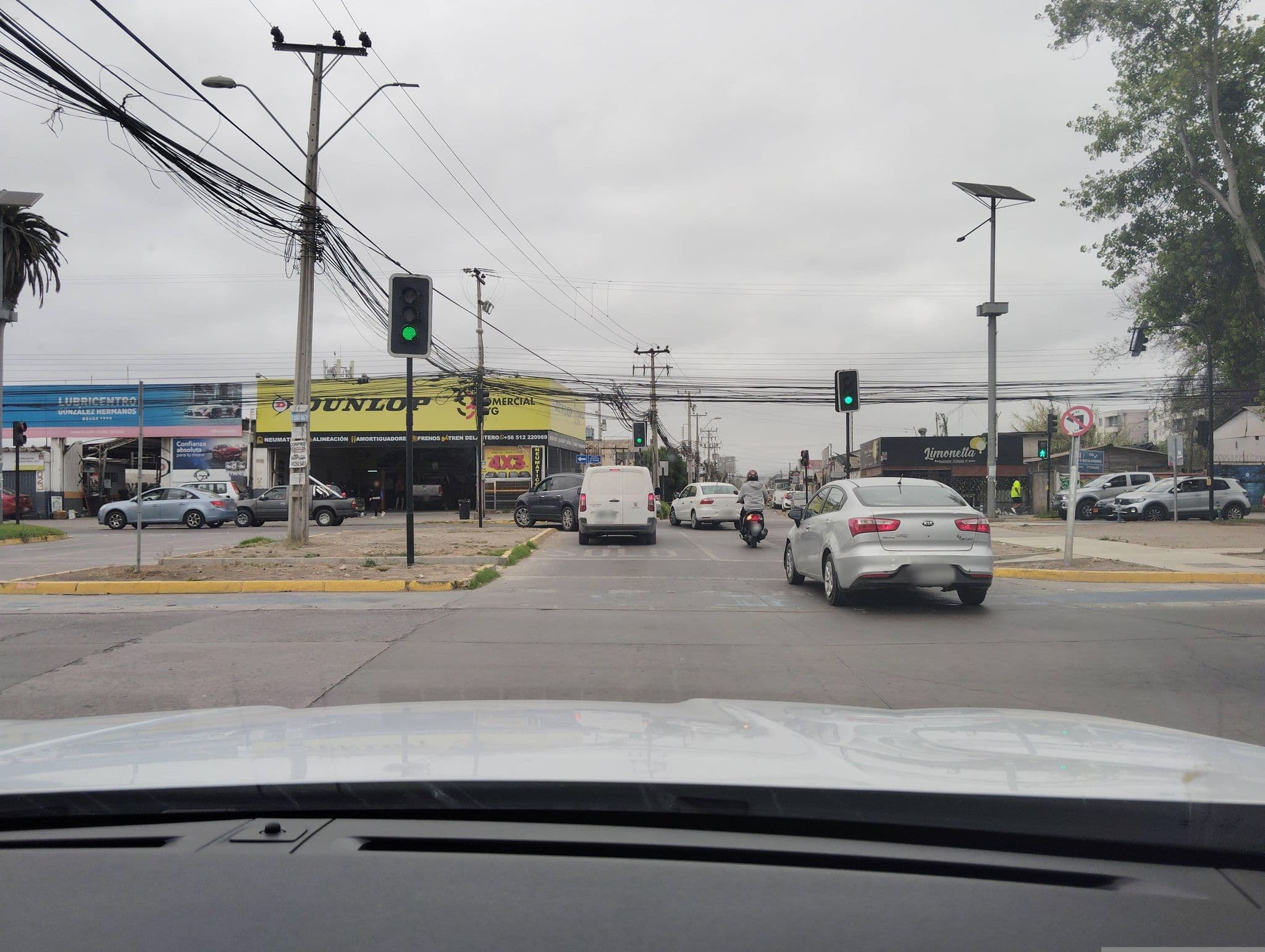 Street view near WyS Laguna del Mar, La Serena — © ariellopez (CC BY-SA · Mapillary)