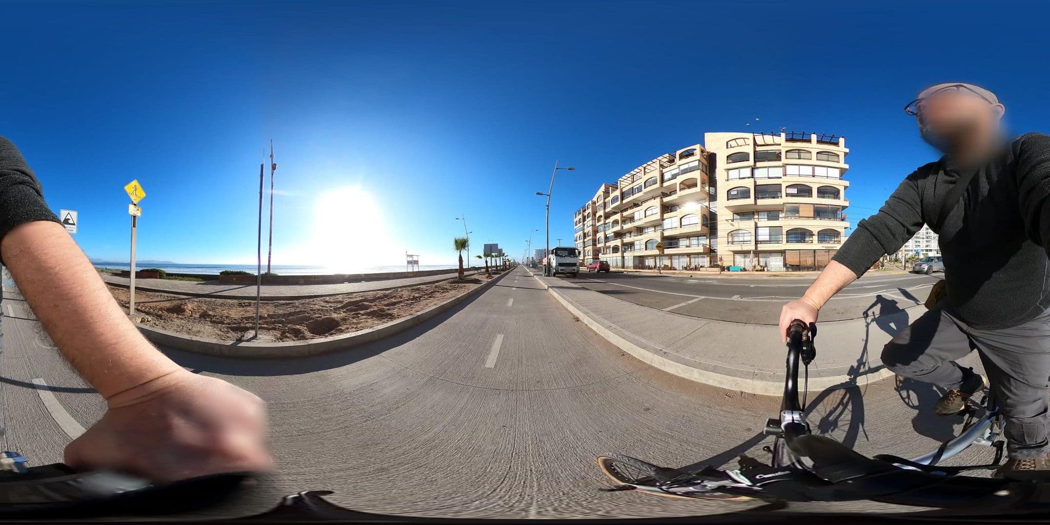 Street view near Departamento Los Nisperos, La Serena — © ariellopez (CC BY-SA · Mapillary)