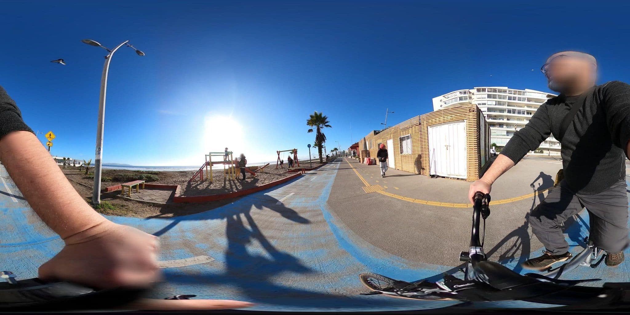 Street view near Apart Hotel Les Mouettes, La Serena — © ariellopez (CC BY-SA · Mapillary)